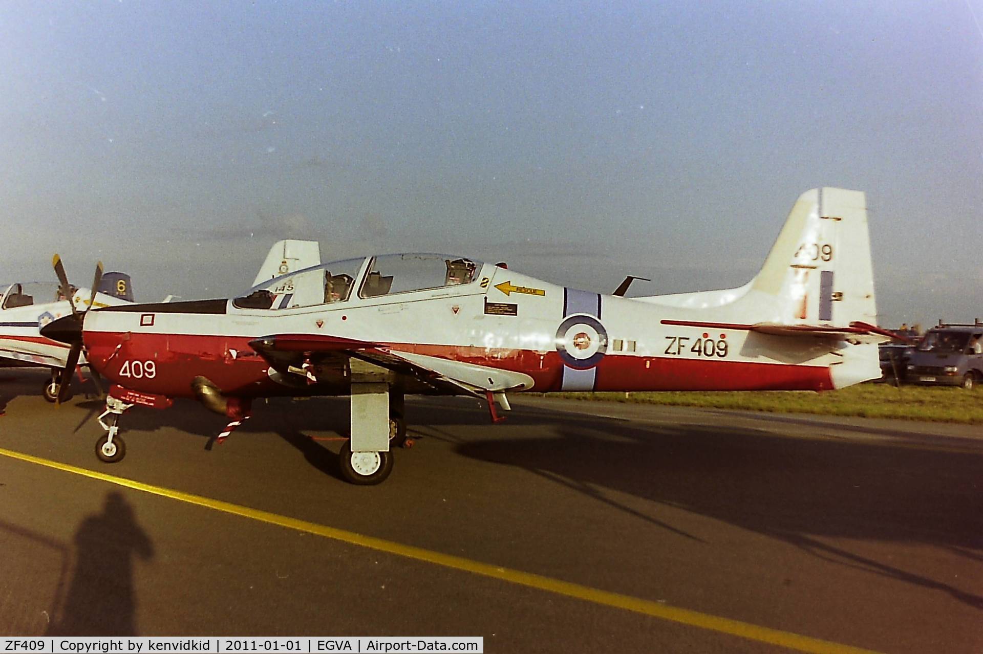 ZF409, 1992 Short S-312 Tucano T1 C/N S128/T99, At RIAT 1993, scanned from negative.