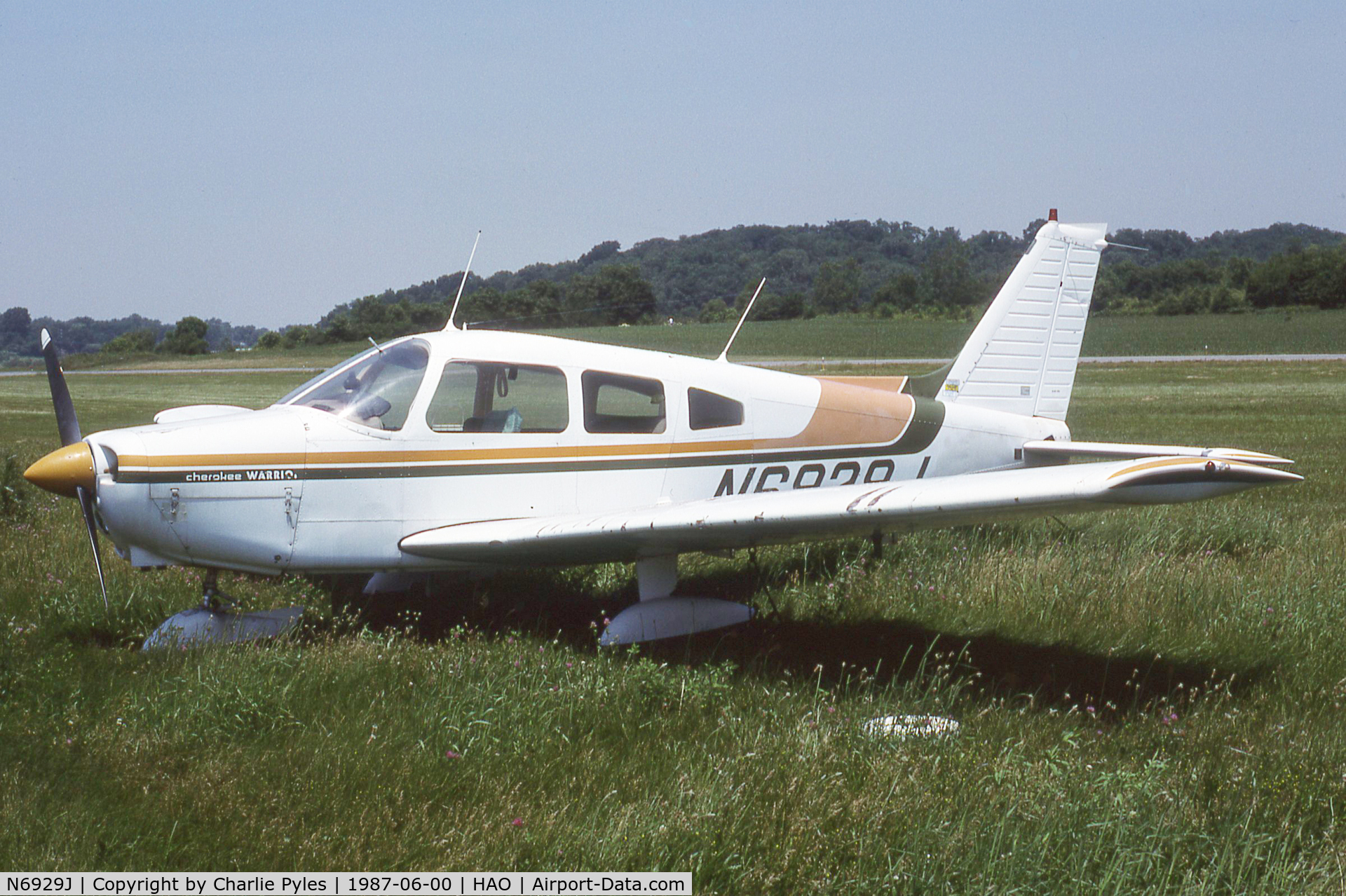 N6929J, Piper PA-28-151 Cherokee Warrior C/N 287615401, Cherokee Warrior