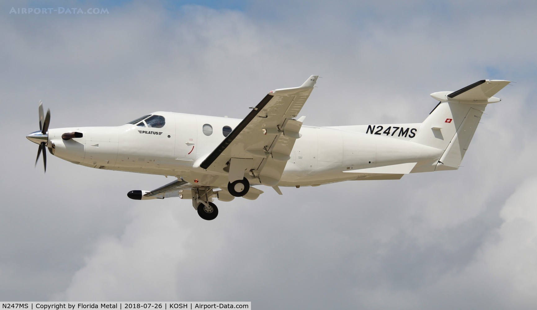N247MS, 2004 Pilatus PC-12/45 C/N 558, OSH 2018