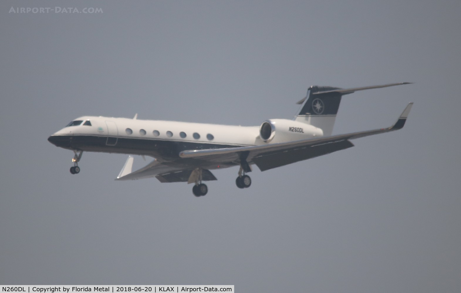N260DL, 2011 Gulfstream Aerospace G550 (VSP) C/N 5301, LAX 2018