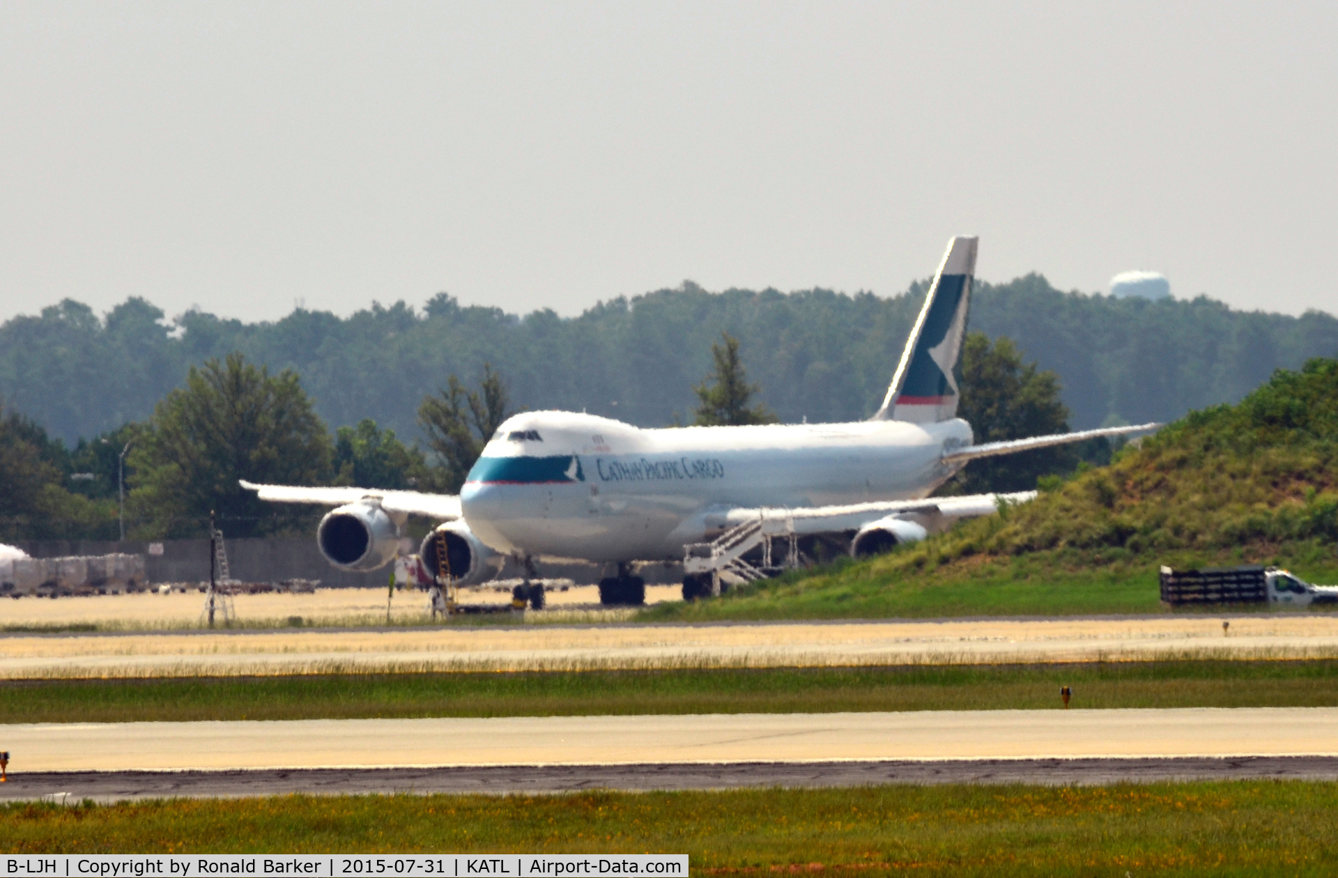 B-LJH, 2012 Boeing 747-867F/SCD C/N 39245, Taxi for takeoff Atlanta