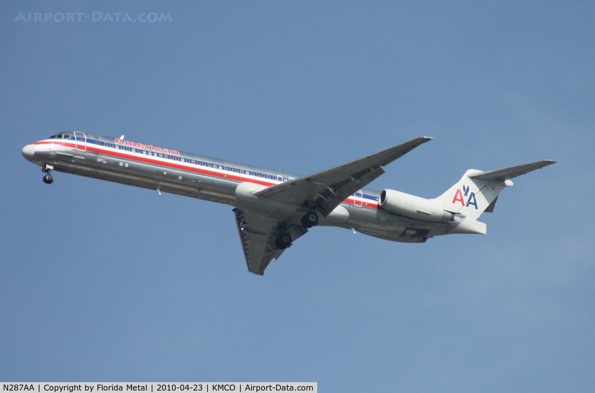 N287AA, 1985 McDonnell Douglas MD-82 (DC-9-82) C/N 49299, MCO 2010