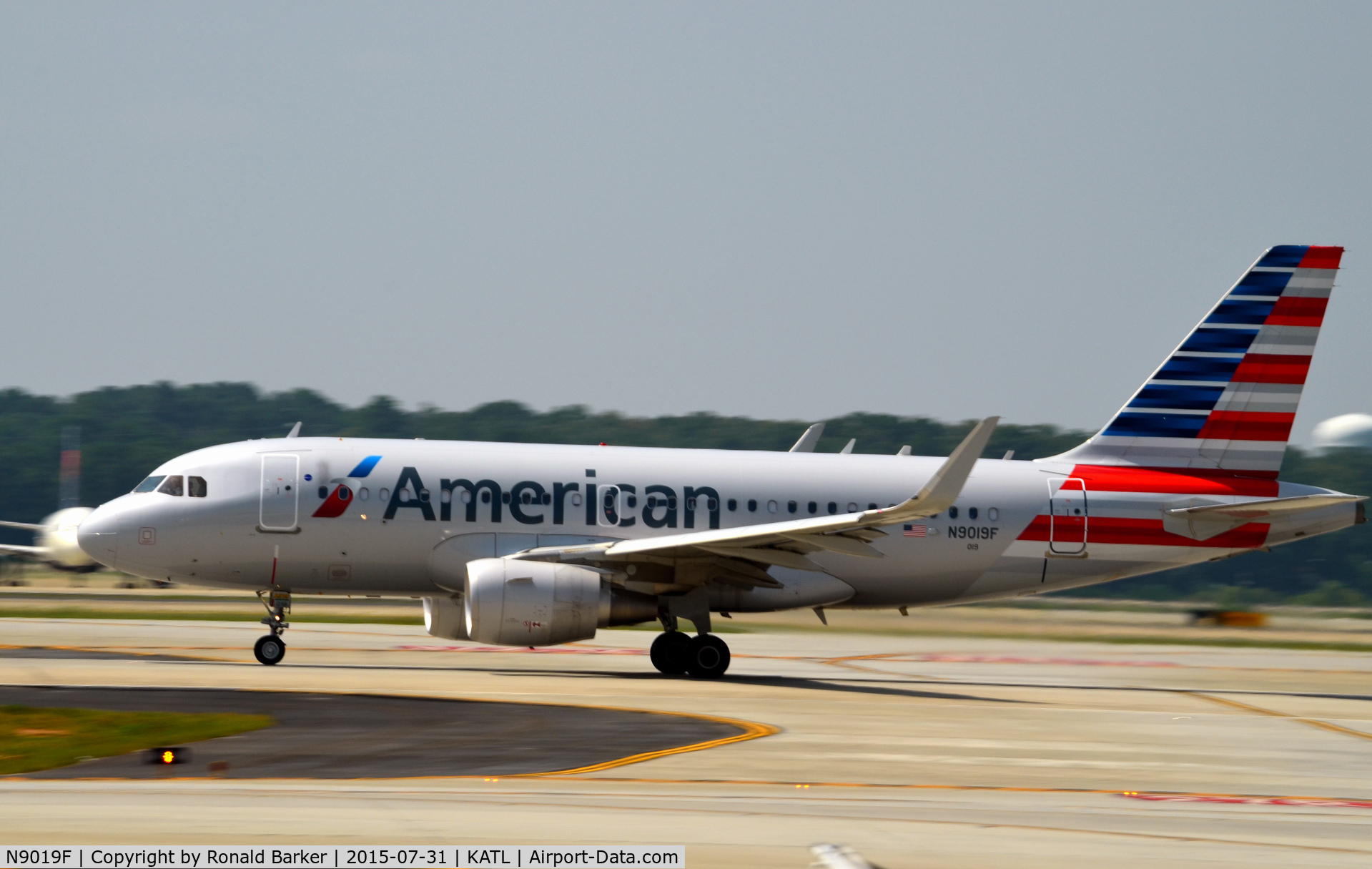 N9019F, 2014 Airbus A319-115 C/N 6154, Takeoff Atlanta