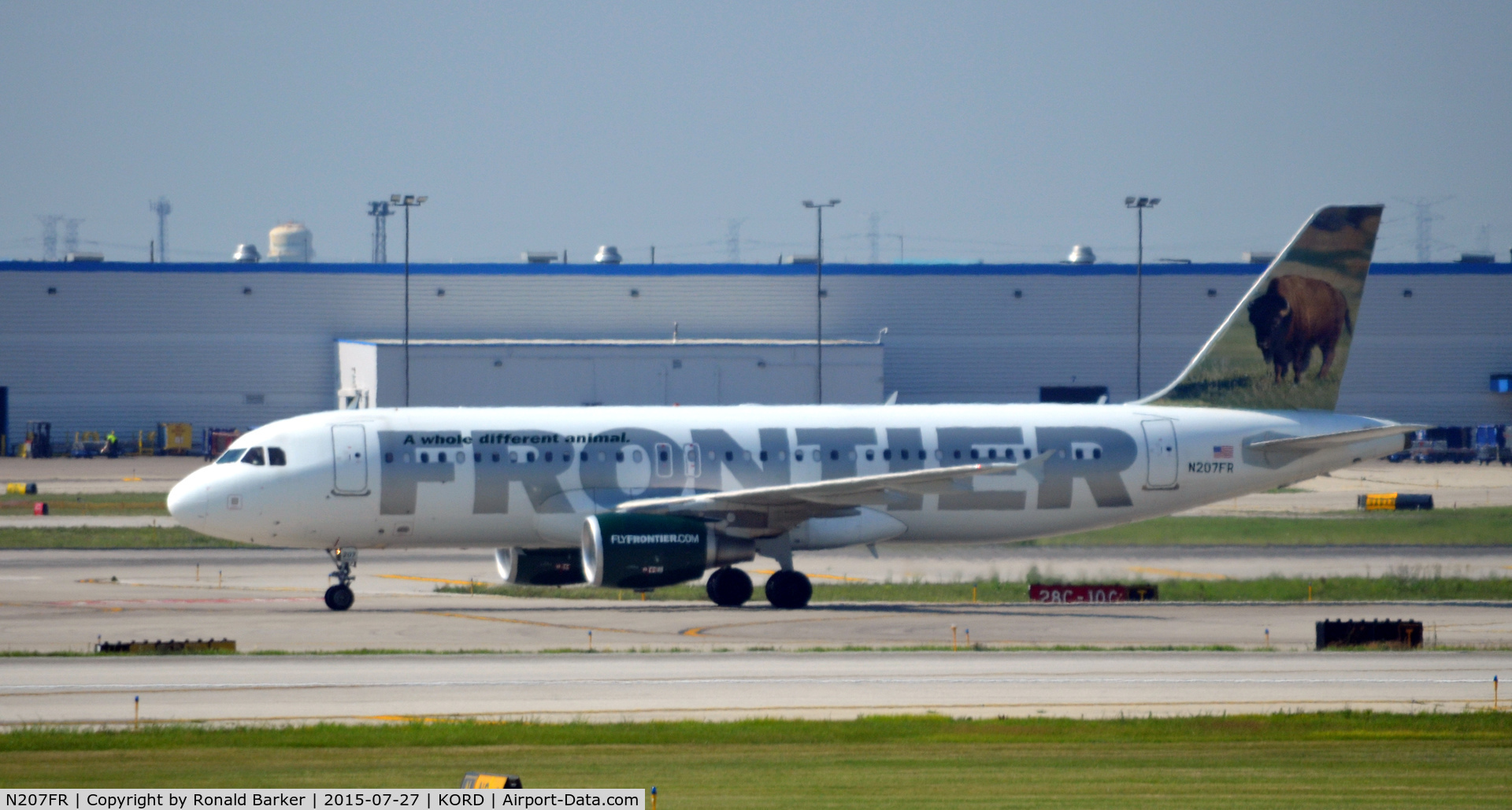 N207FR, 2010 Airbus A320-214 C/N 4307, Taxi to park O'Hare