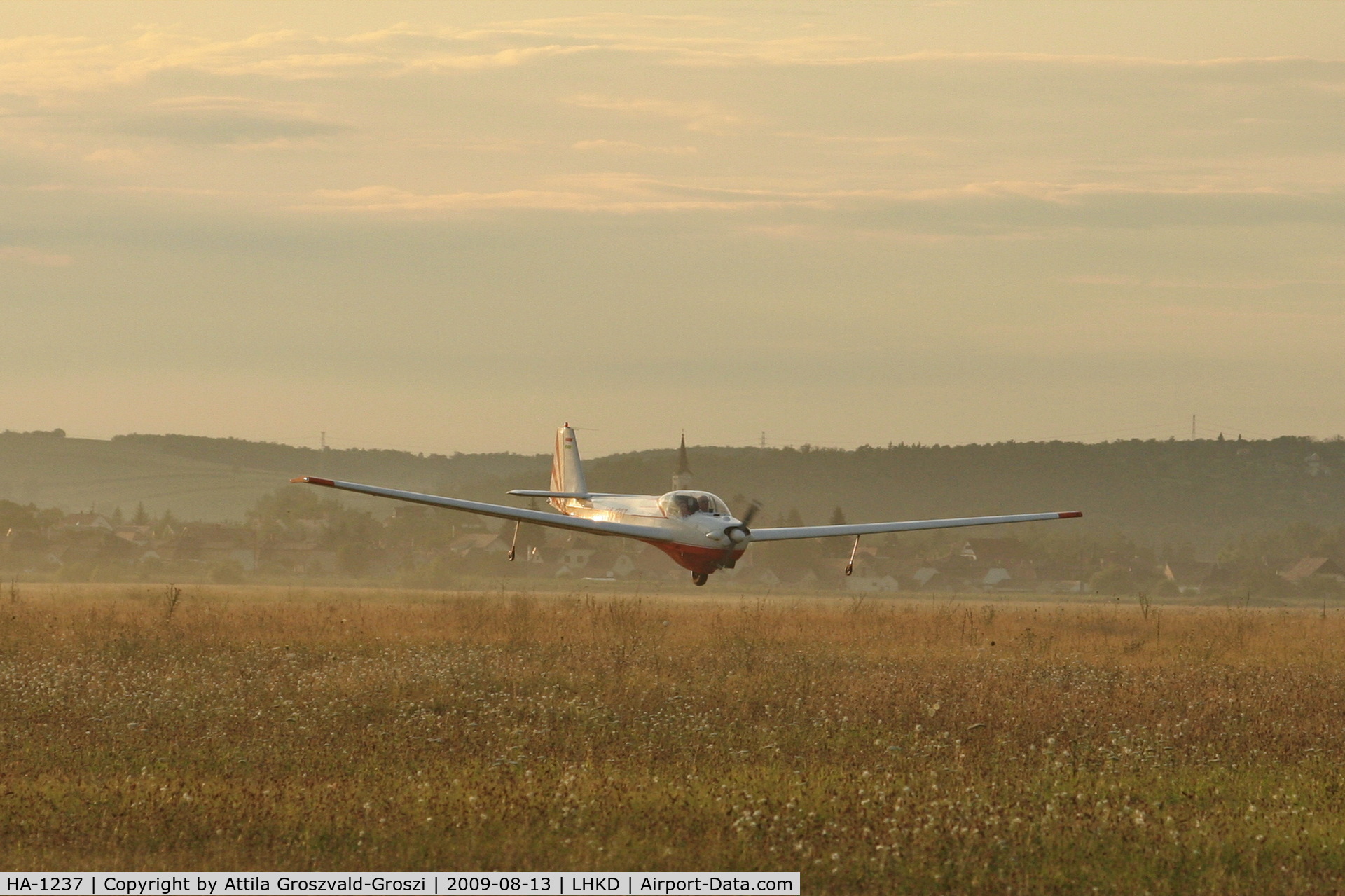 HA-1237, 2006 Scheibe SF-25C Falke C/N 44323, LHKD- Kecskéd Airfeld, hungary