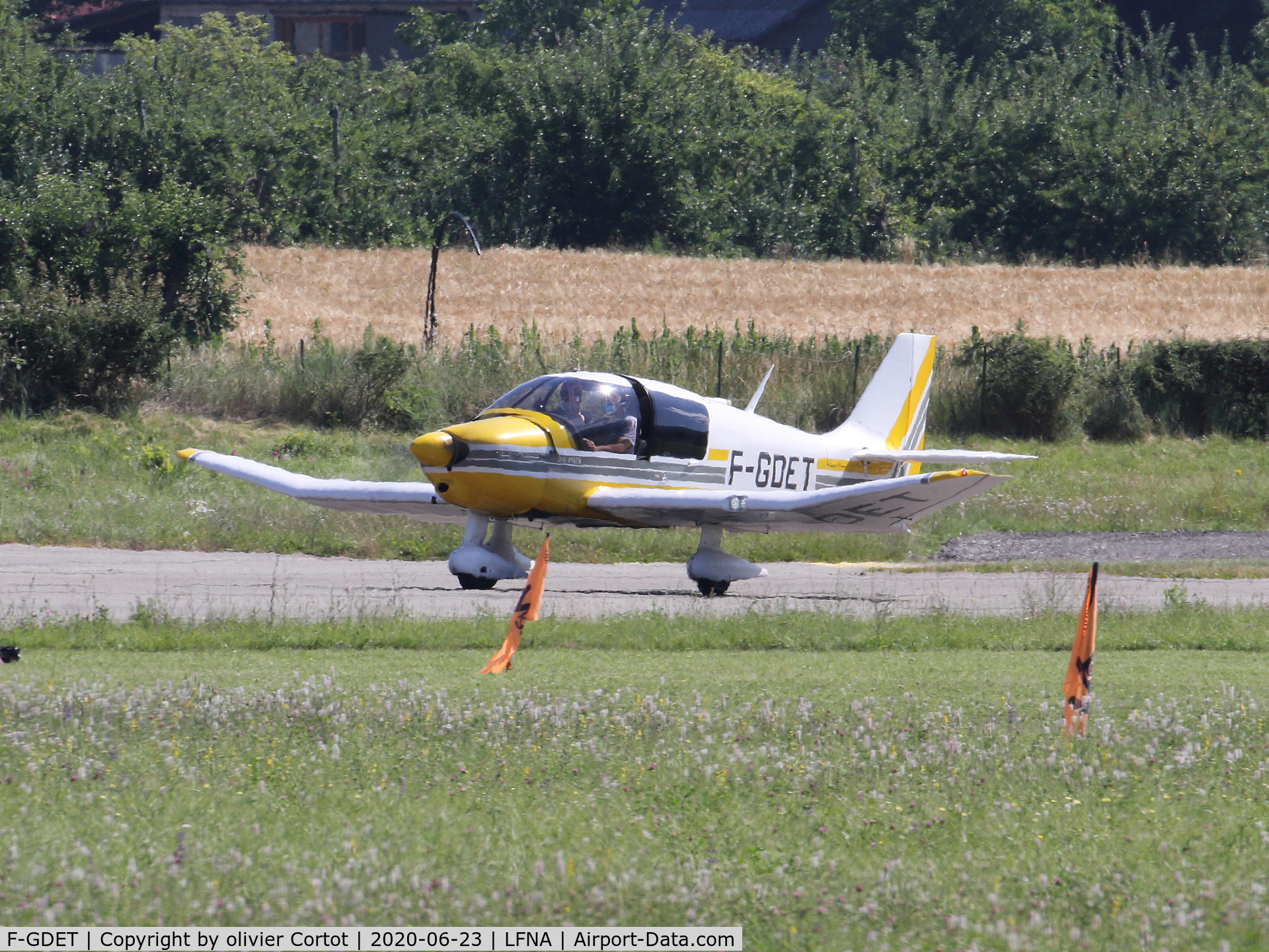 F-GDET, Robin DR-400-120 C/N 1539, aborted take off