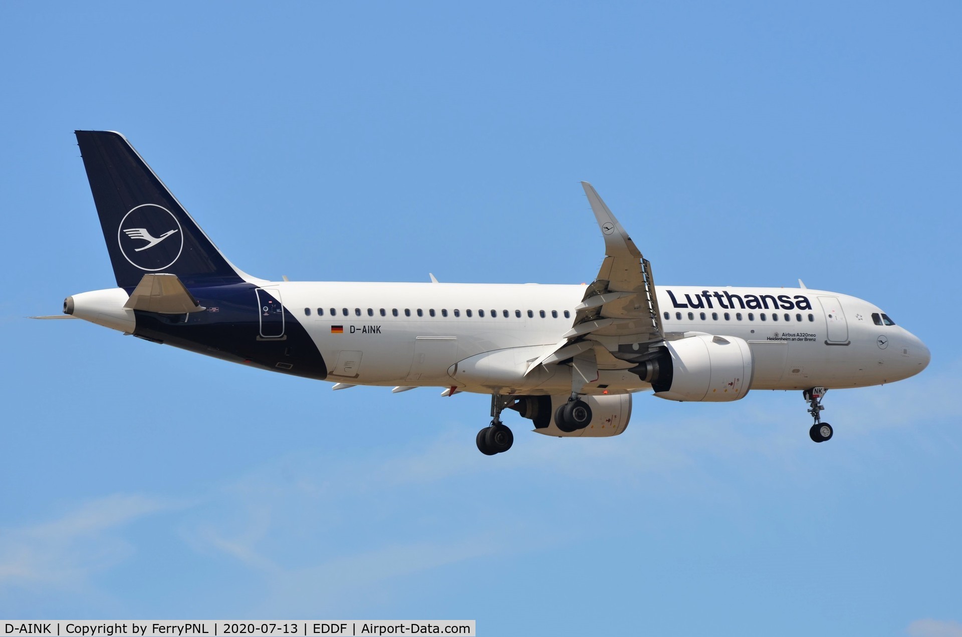 D-AINK, 2018 Airbus A320-271NEO C/N 8249, LH A320N landing