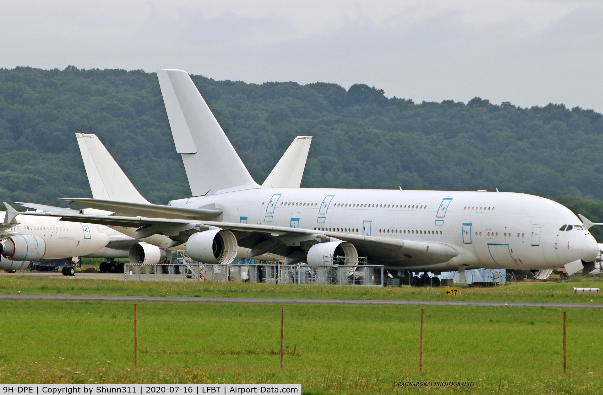 9H-DPE, 2007 Airbus A380-841 C/N 010, Stored and put at the scrapping area...