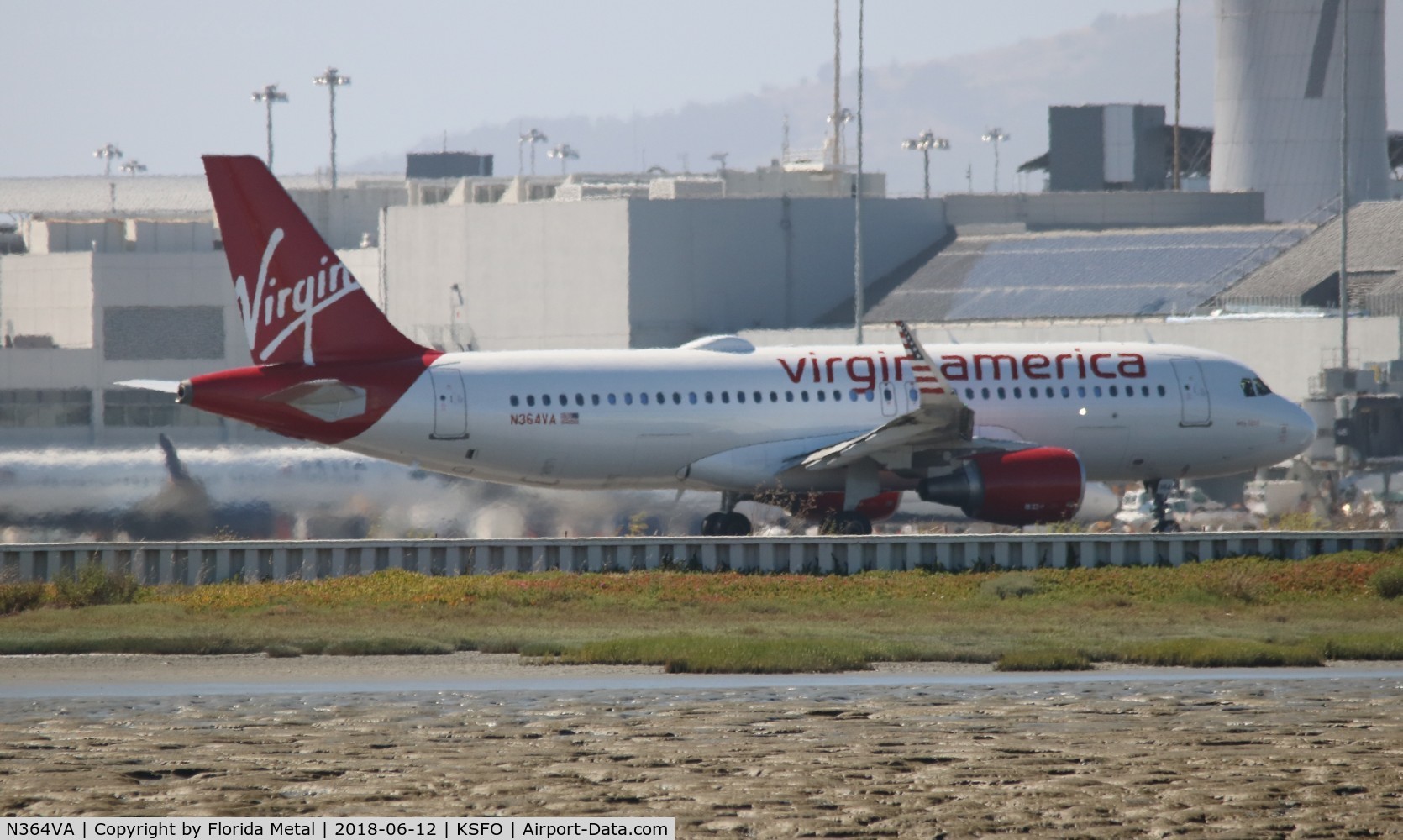 N364VA, 2016 Airbus A320-214 C/N 7138, SFO 2018