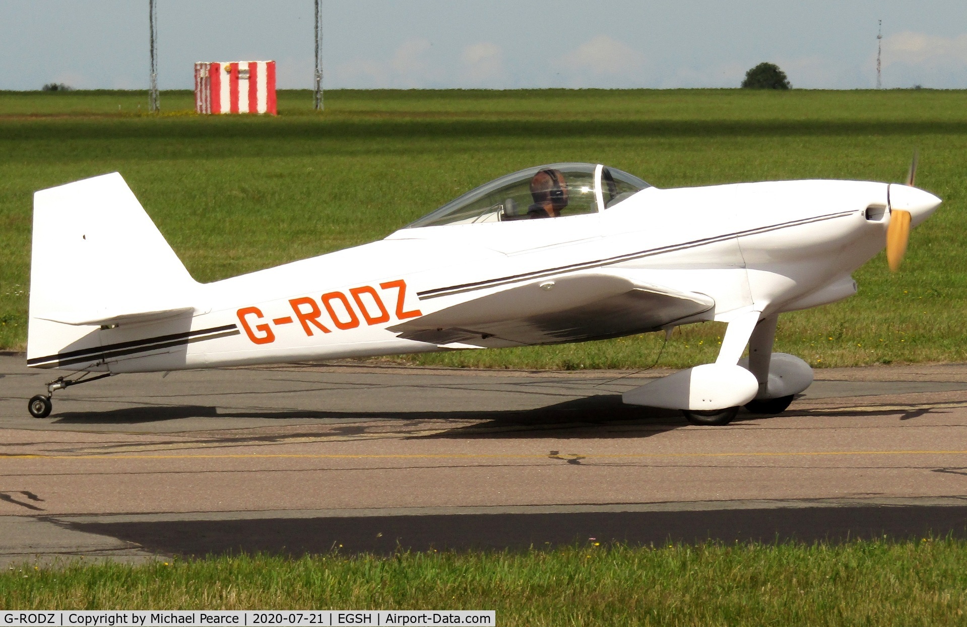 G-RODZ, 2004 Vans RV-3A C/N 10622, Departing after an overnight stop.