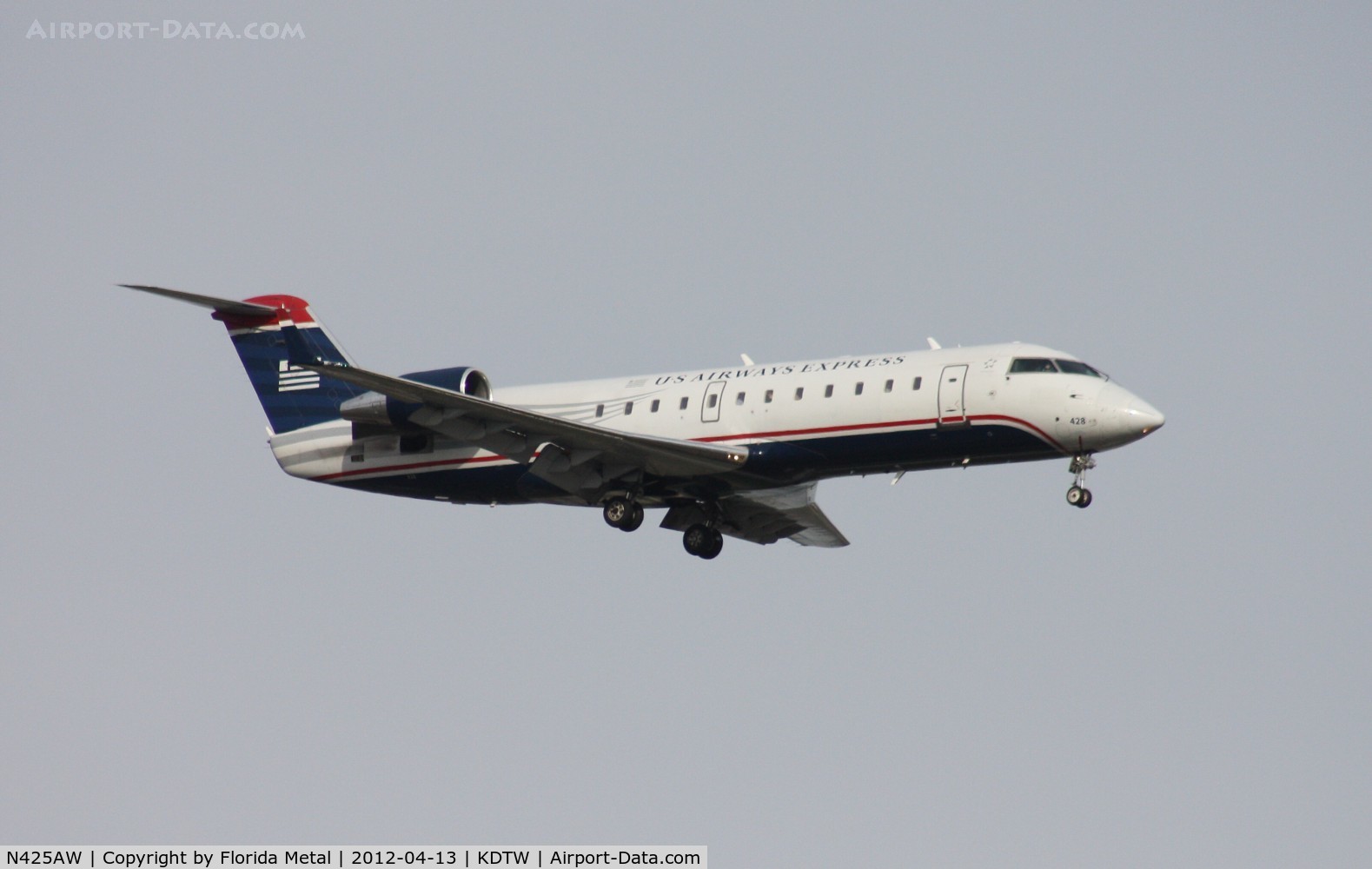 N425AW, 2002 Bombardier CRJ-200LR (CL-600-2B19) C/N 7663, DTW 2012