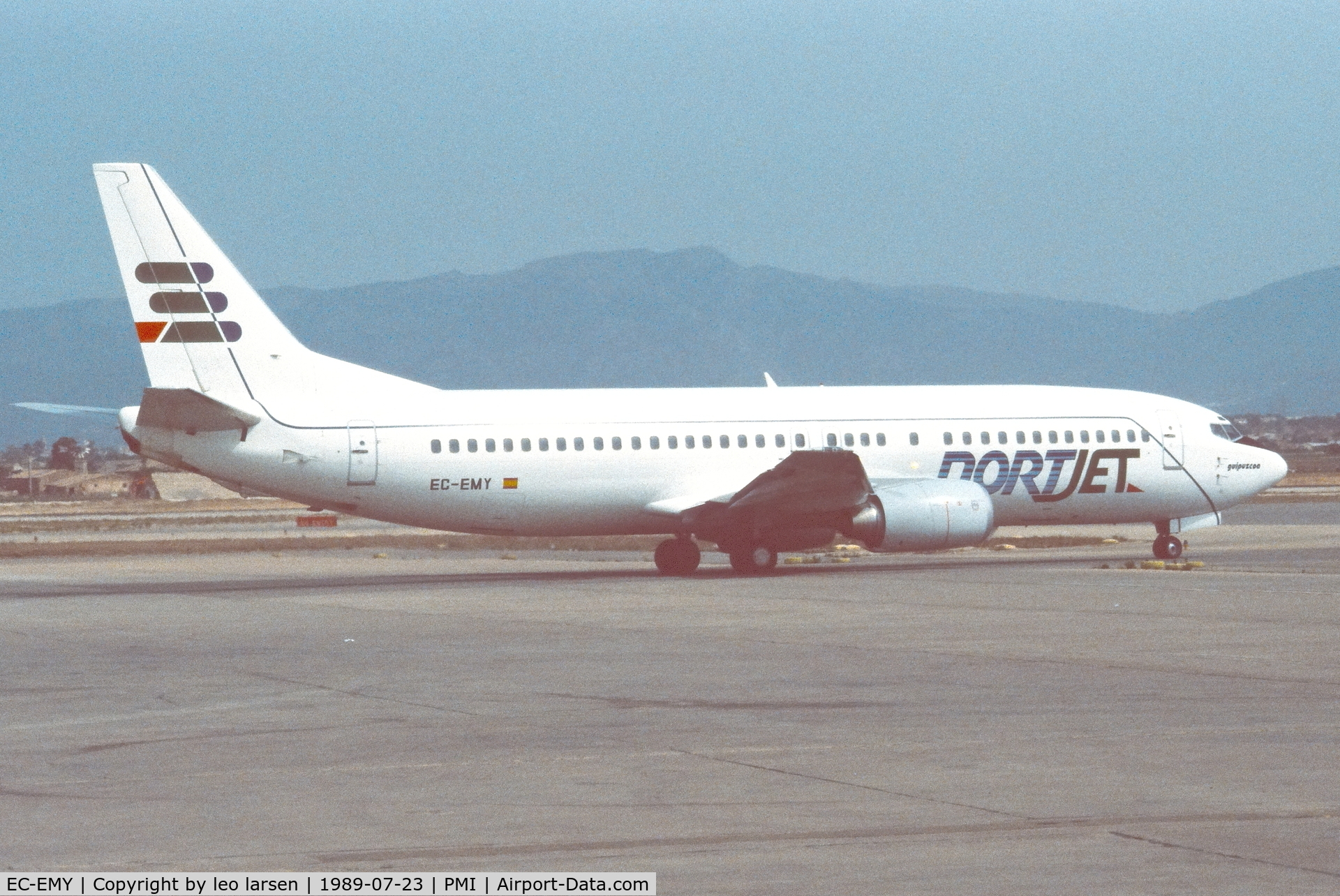 EC-EMY, 1989 Boeing 737-4Y0 C/N 23981, Palma de Mallorca 23.7.1989