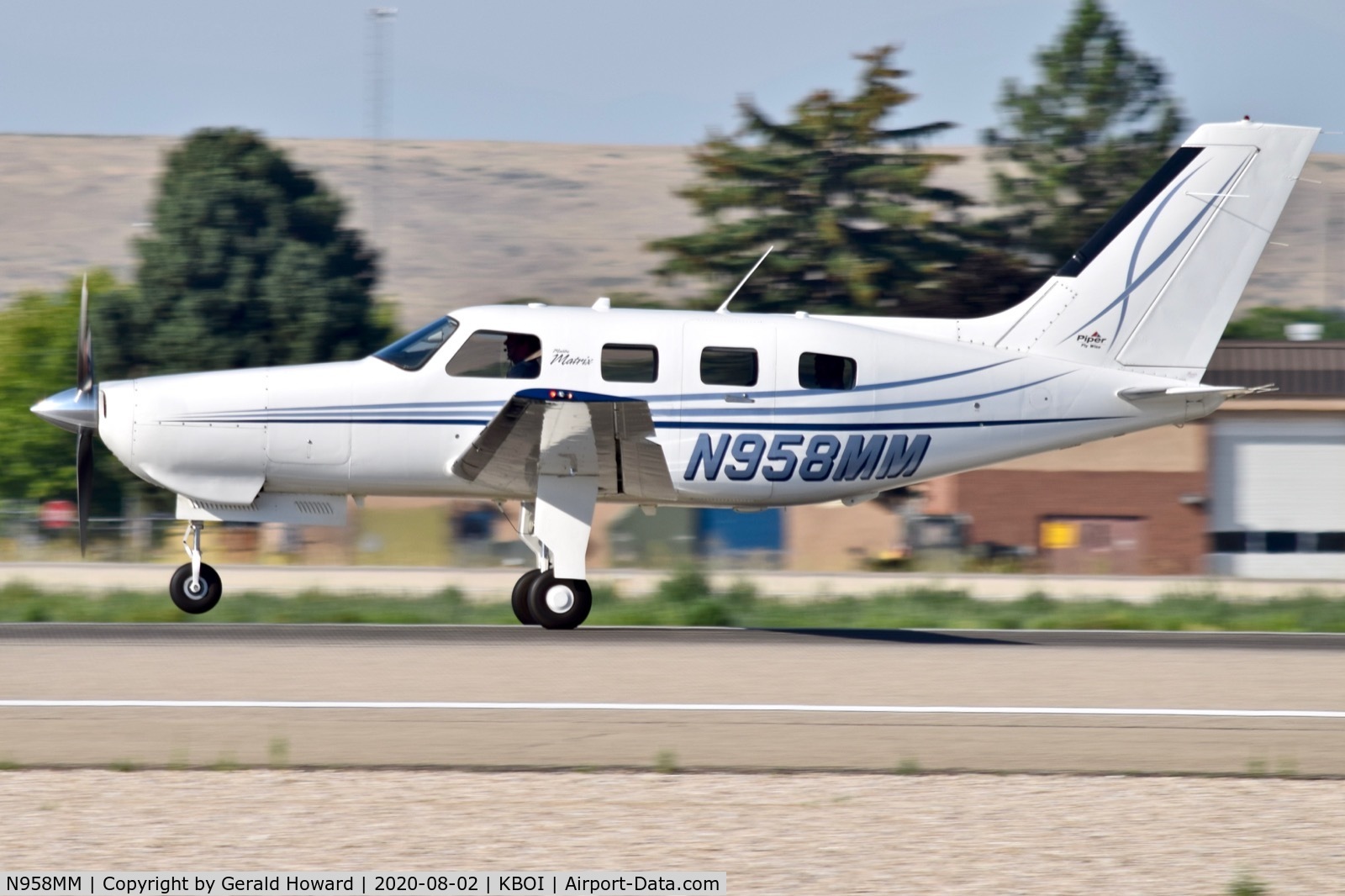 N958MM, 2008 Piper PA-46R-350T Malibu Matrix C/N 4692058, Take off run on 10L.