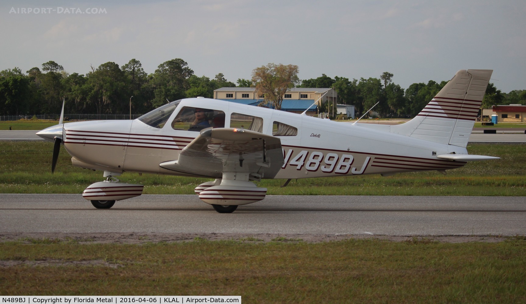 N489BJ, 1989 Piper PA-28-236 Dakota C/N 2811028, SNF 2016