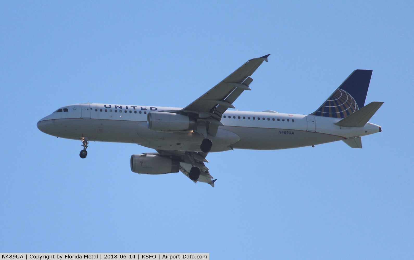 N489UA, 2002 Airbus A320-232 C/N 1702, SFO 2018