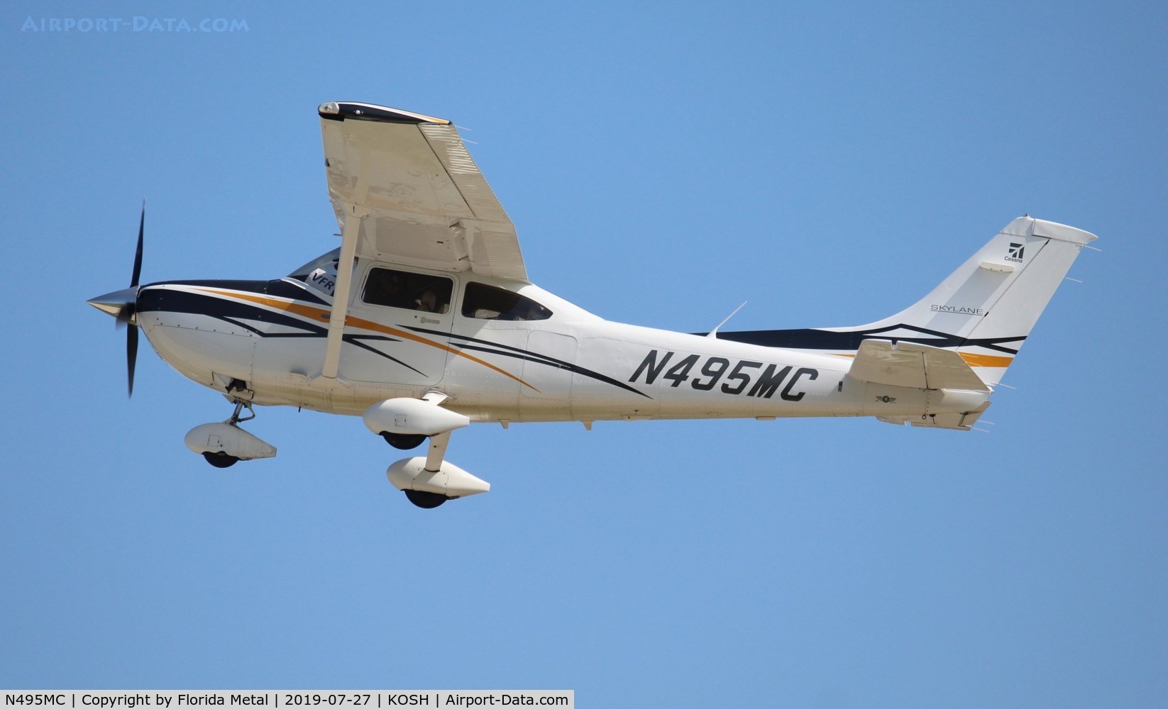 N495MC, 2007 Cessna 182T Skylane C/N 18281895, OSH 2019