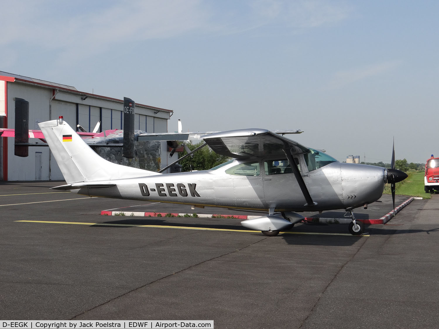 D-EEGK, Cessna 182J Skylane Skylane C/N 18256742, On ramp of Leer-Papenburg airport