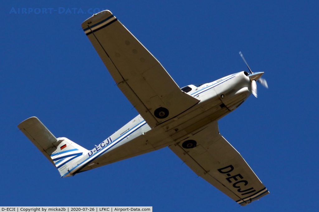 D-ECJI, 1981 Piper PA-28RT-201T Turbo Arrow IV Arrow IV C/N 28R-8131192, Take off