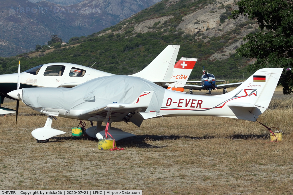 D-EVER, Aerospool WT-9 Dynamic C/N 19003, Parked