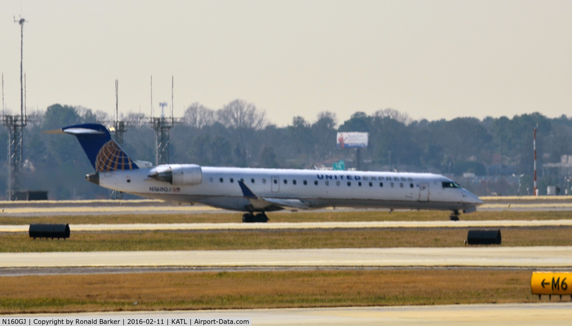 N160GJ, 2006 Bombardier CRJ-702 (CL-600-2C10) Regional Jet C/N 10239, Taxi Atlanta