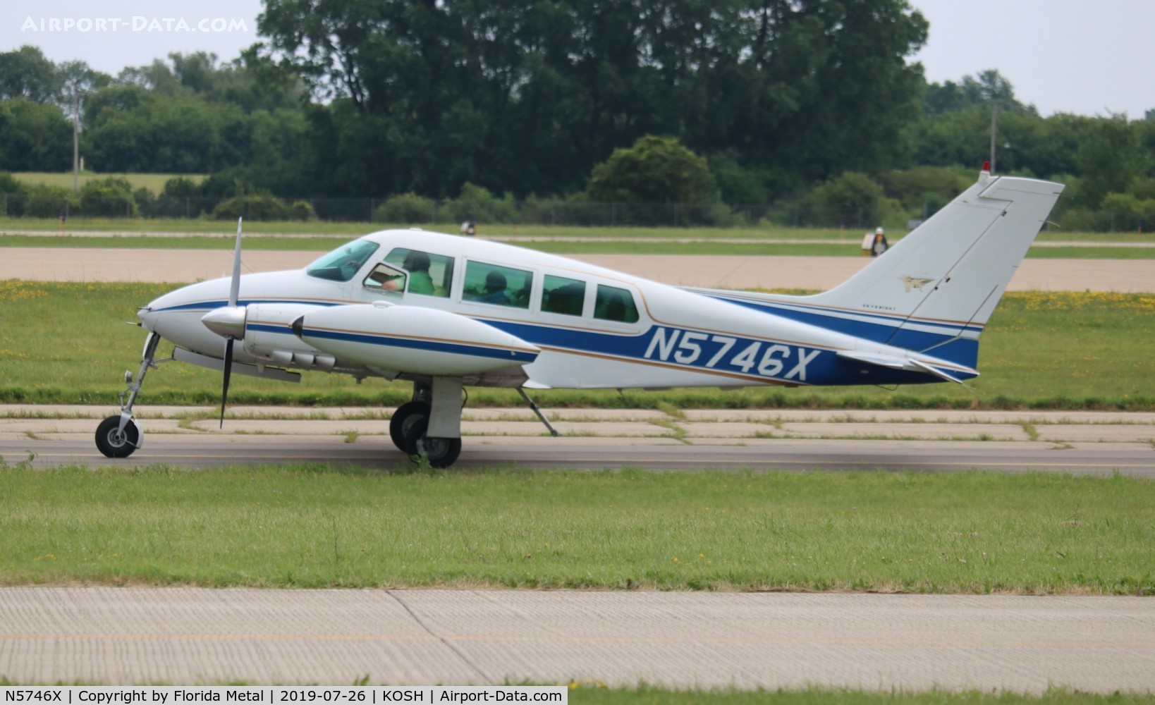 N5746X, 1961 Cessna 320 Skyknight C/N 320-0046, Cessna 320