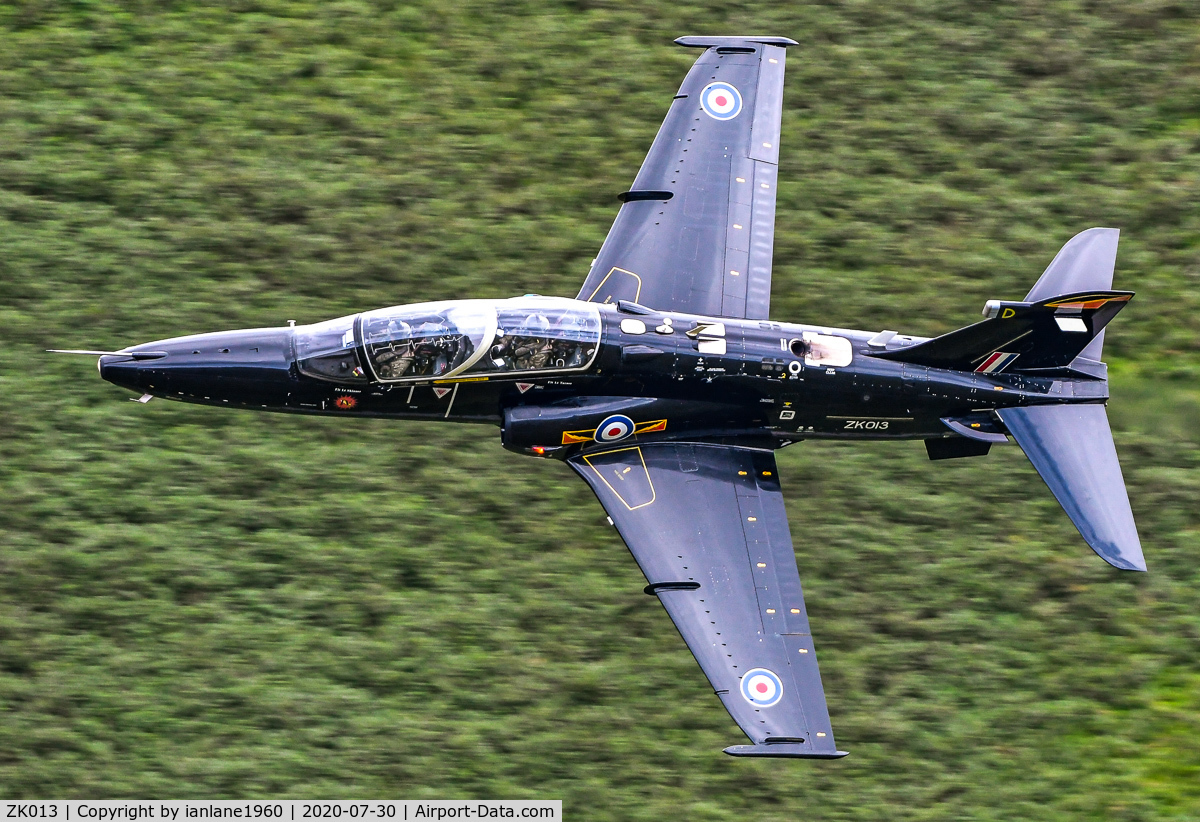ZK013, 2008 British Aerospace Hawk T2 C/N RT004/1242, Mach Loop