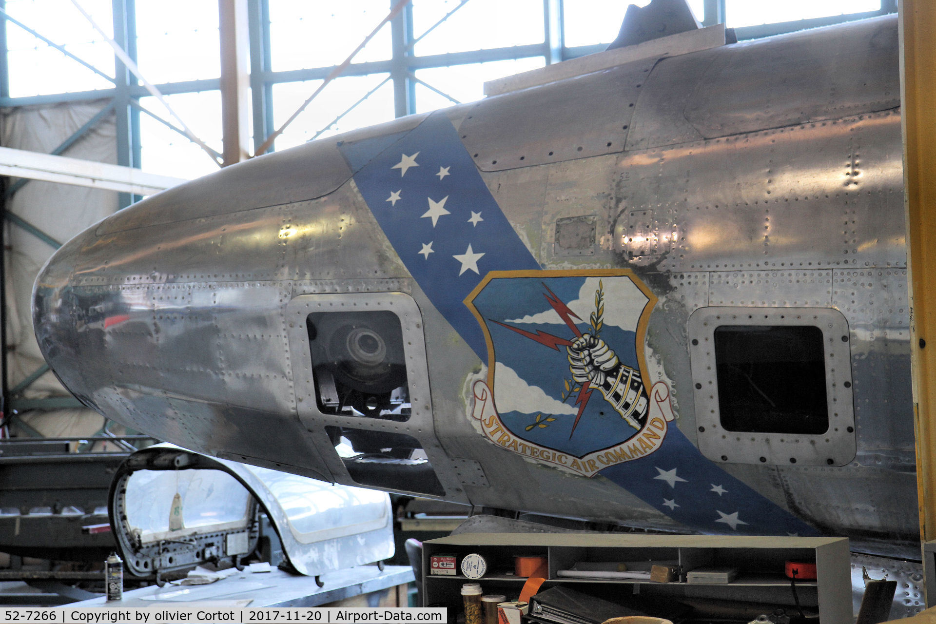 52-7266, 1952 Republic RF-84K Thunderflash C/N Not found 52-7266, view on the SAC emblem