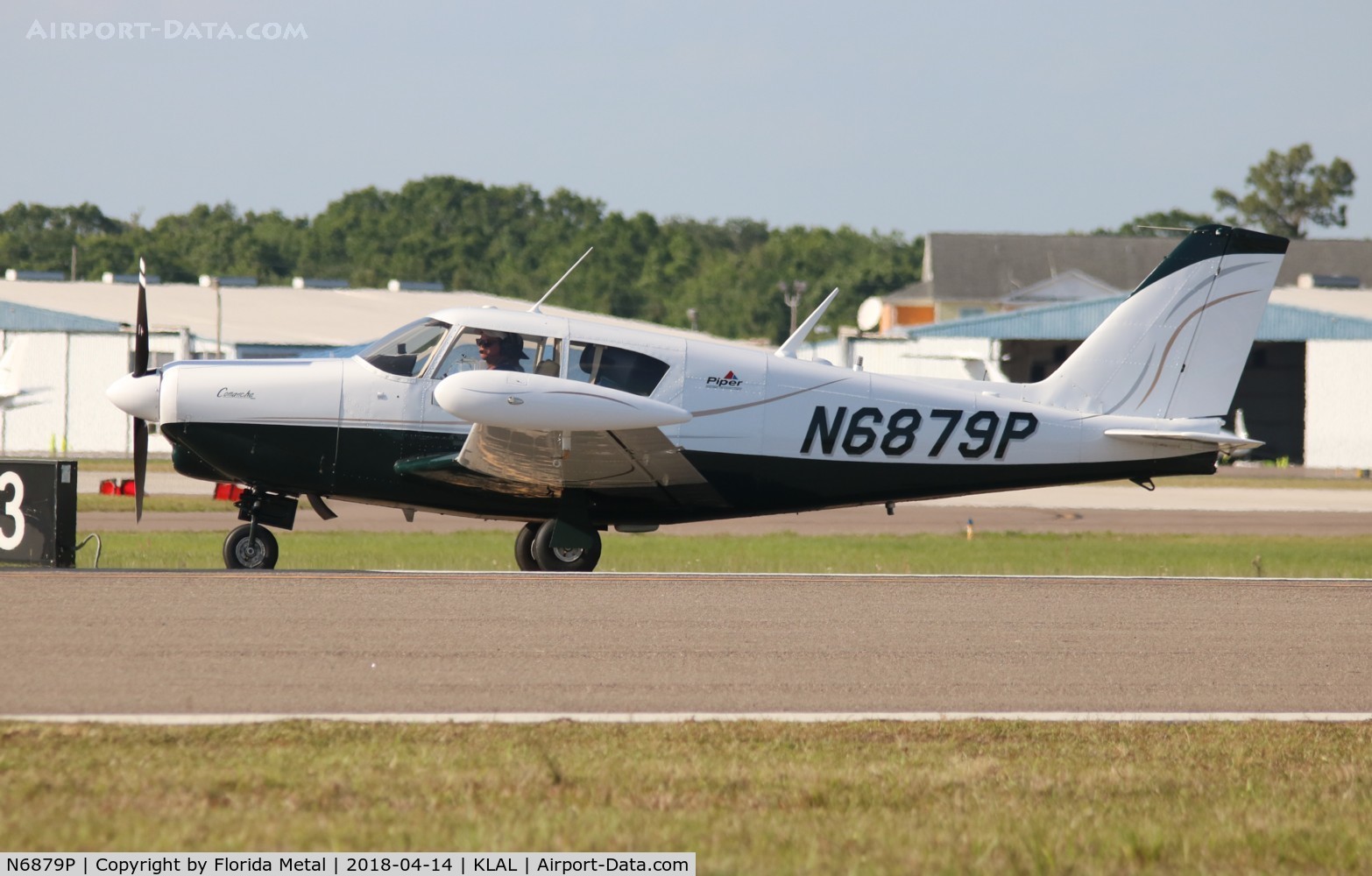 N6879P, 1960 Piper PA-24-250 Comanche C/N 24-2015, PA-24