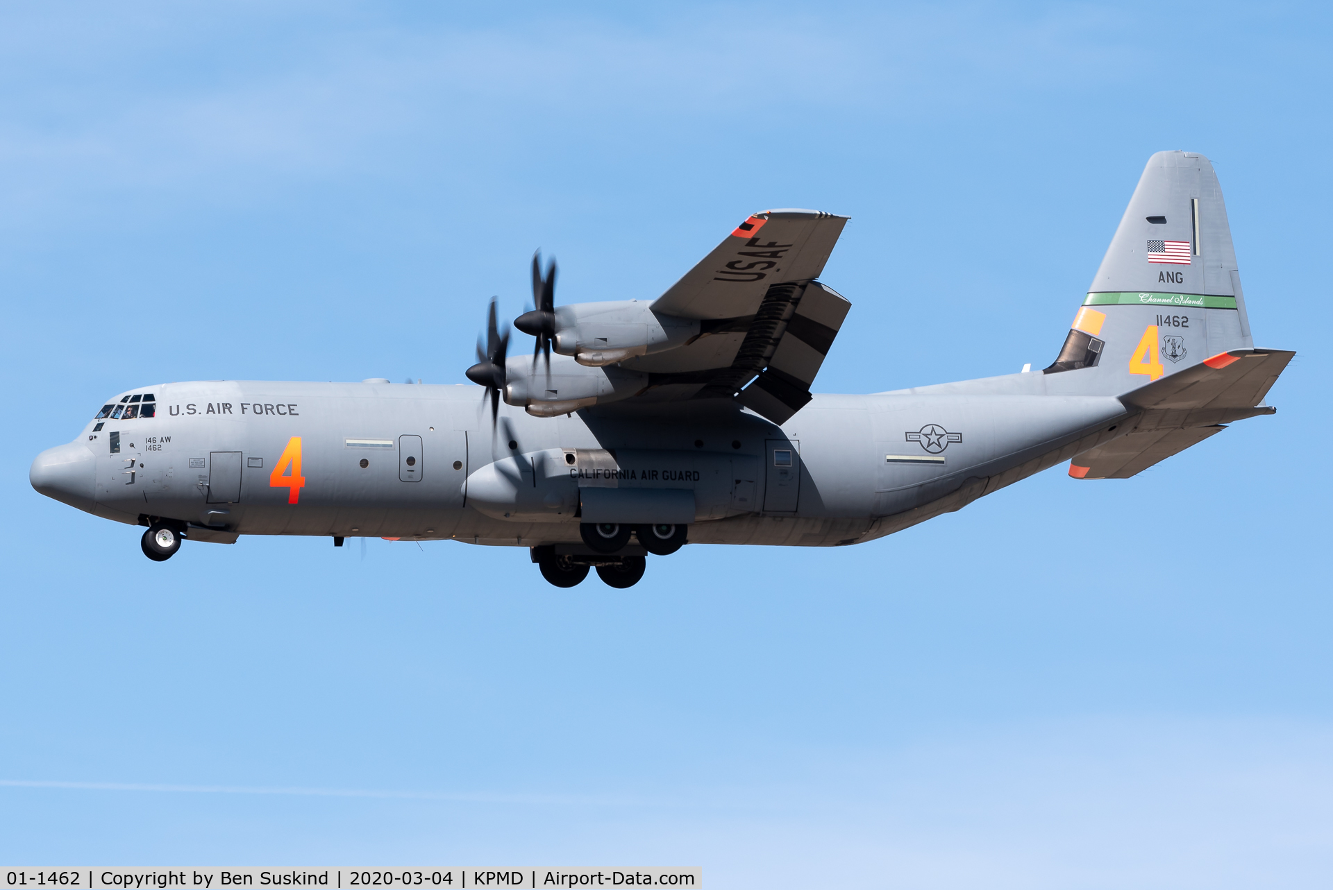 01-1462, 2001 Lockheed C-130J-30 Super Hercules C/N 382-5526, C-130J-30 doing pattern at Palmdale.