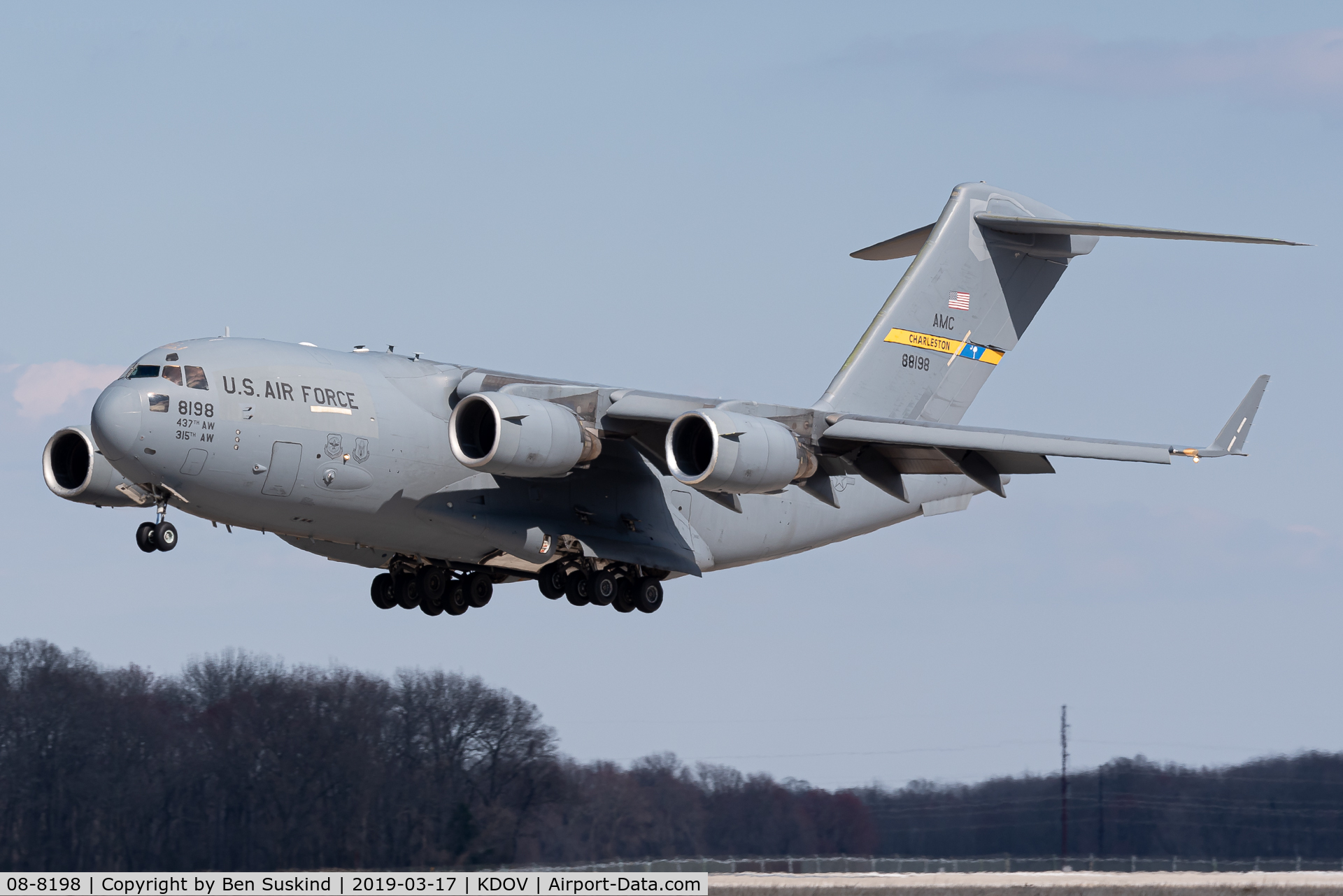 08-8198, 2008 Boeing C-17A Globemaster III C/N P-198, RCH landing at Dover AFB.