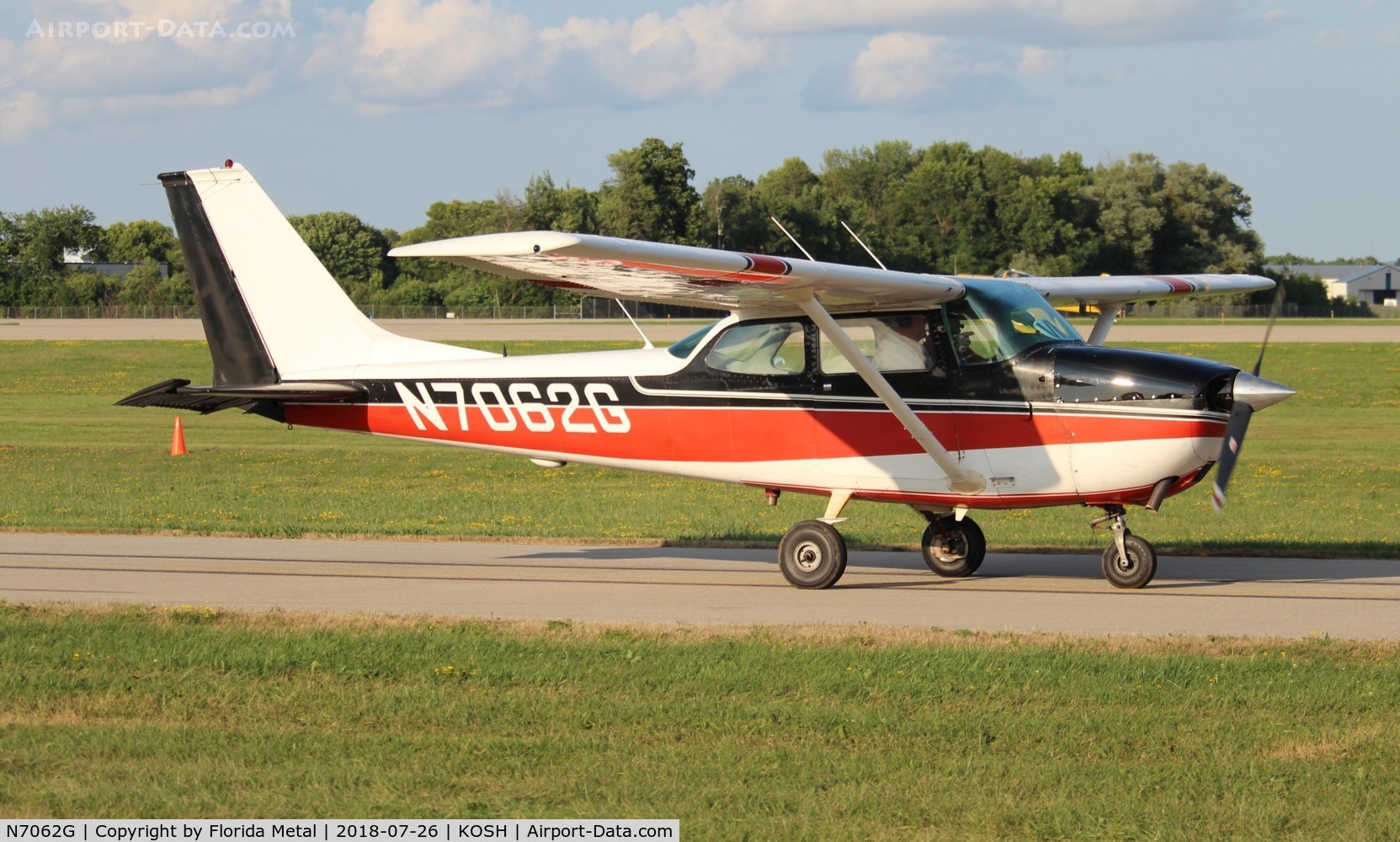 N7062G, 1969 Cessna 172K Skyhawk C/N 17258762, Cessna 172K