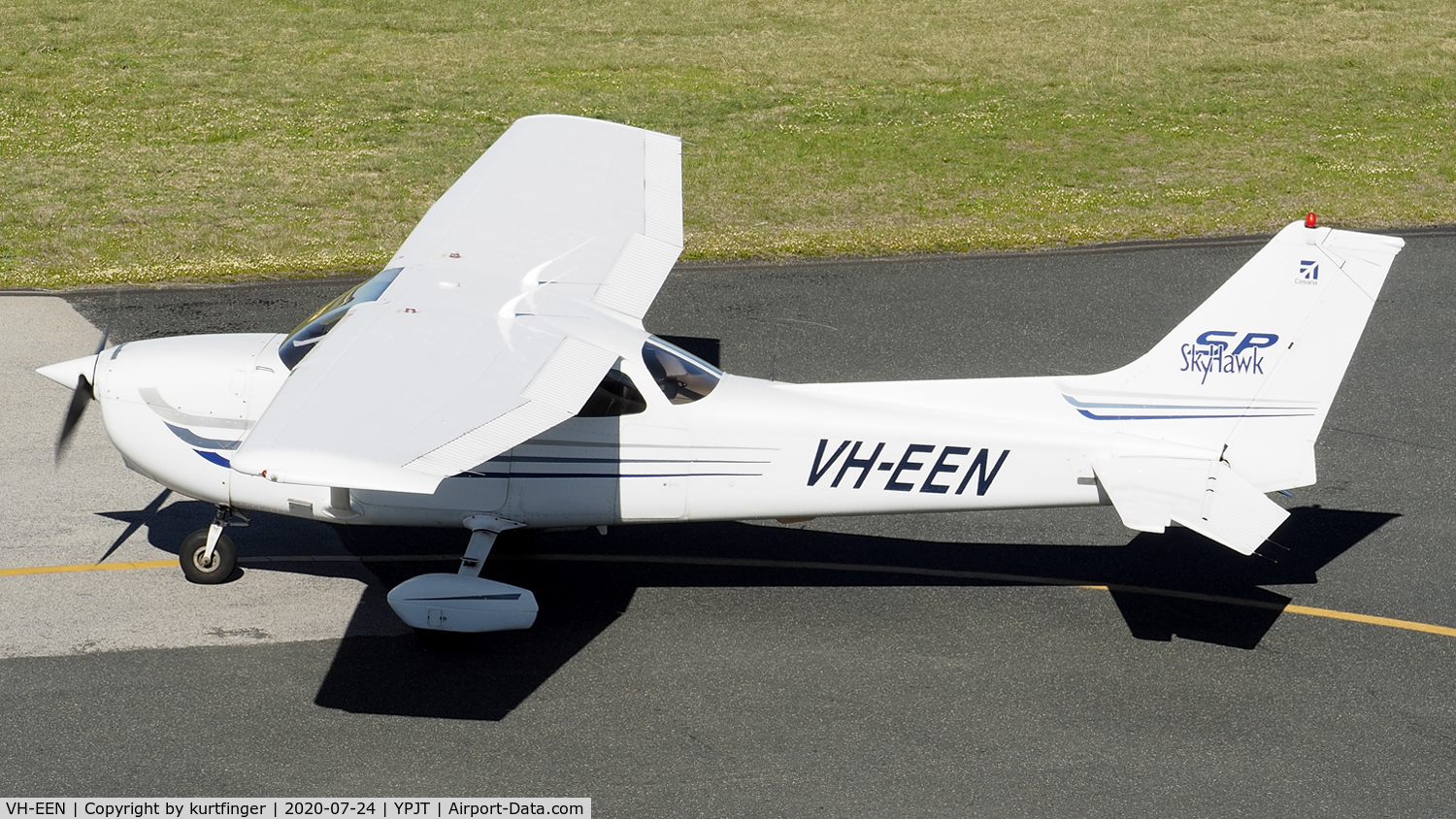 VH-EEN, Cessna 172S C/N 172S9411, Cessna 172S Skyhawk VH-EEN YPJT 10th July 2020.
