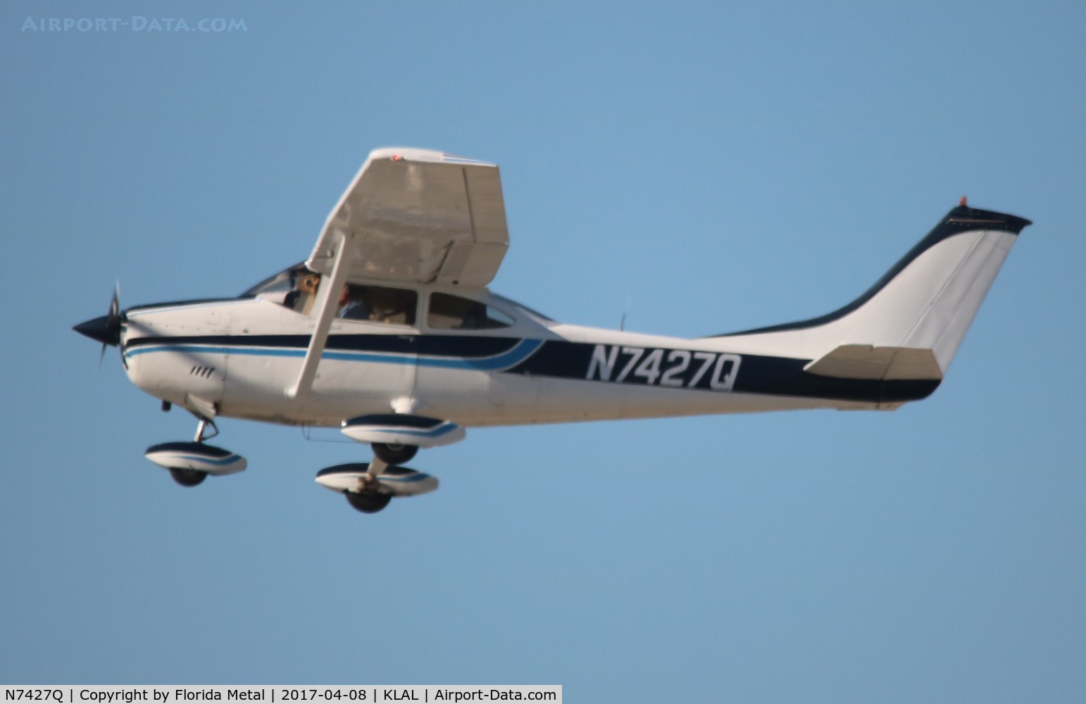 N7427Q, 1972 Cessna 182P Skylane C/N 18261067, Cessna 182P
