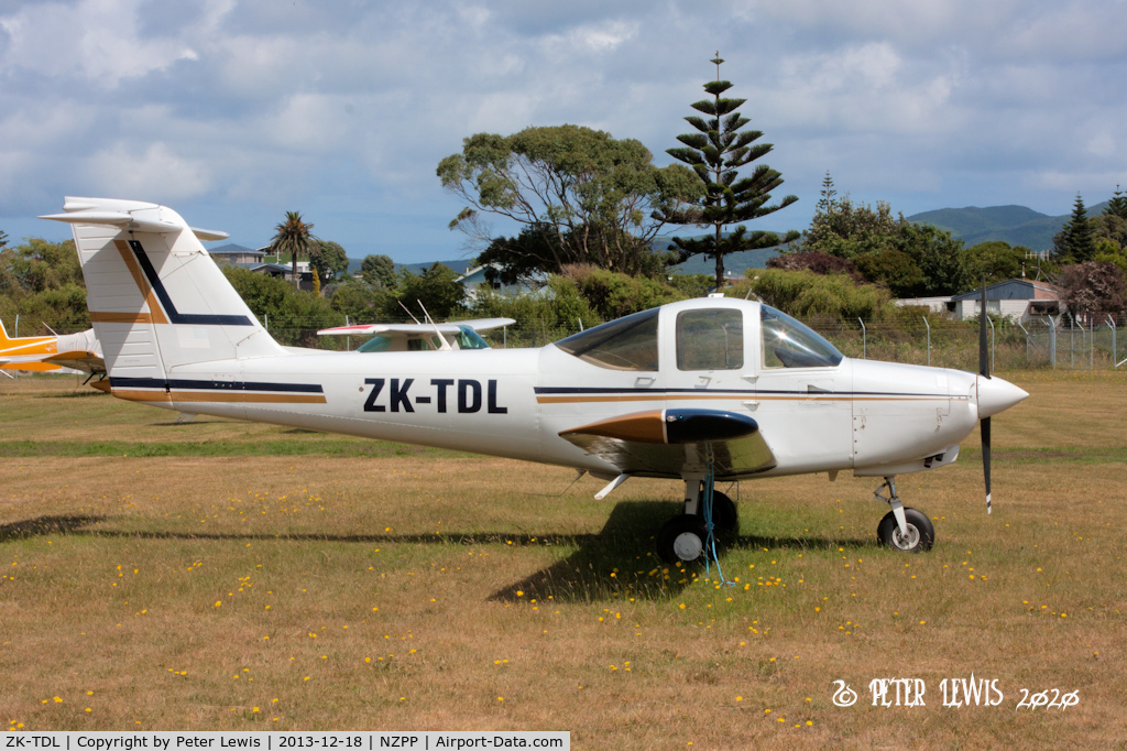 ZK-TDL, Piper PA-38-112 Tomahawk Tomahawk C/N 38-79A1140, Kapiti Districts Aero Club, Paraparaumu
