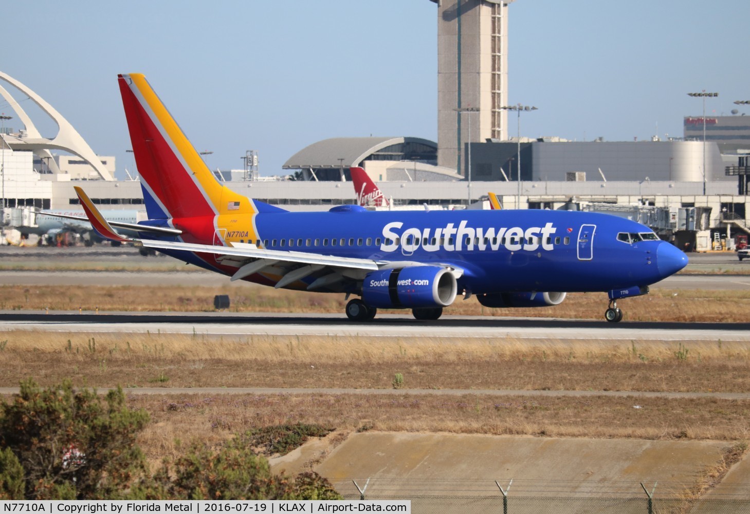 N7710A, 2005 Boeing 737-76N C/N 32656, WN 737-700