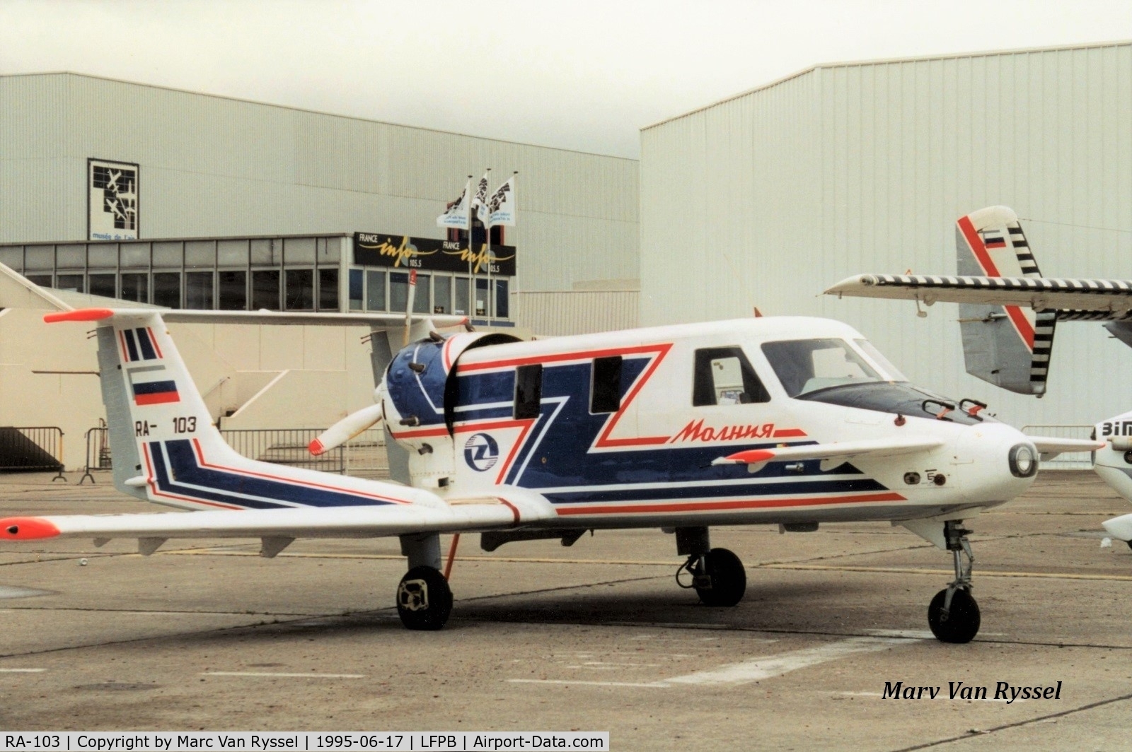RA-103, 1994 NPO Molniya 1 Triplane C/N not found RA-103, Paris-Le Bourget airshow 1995.
