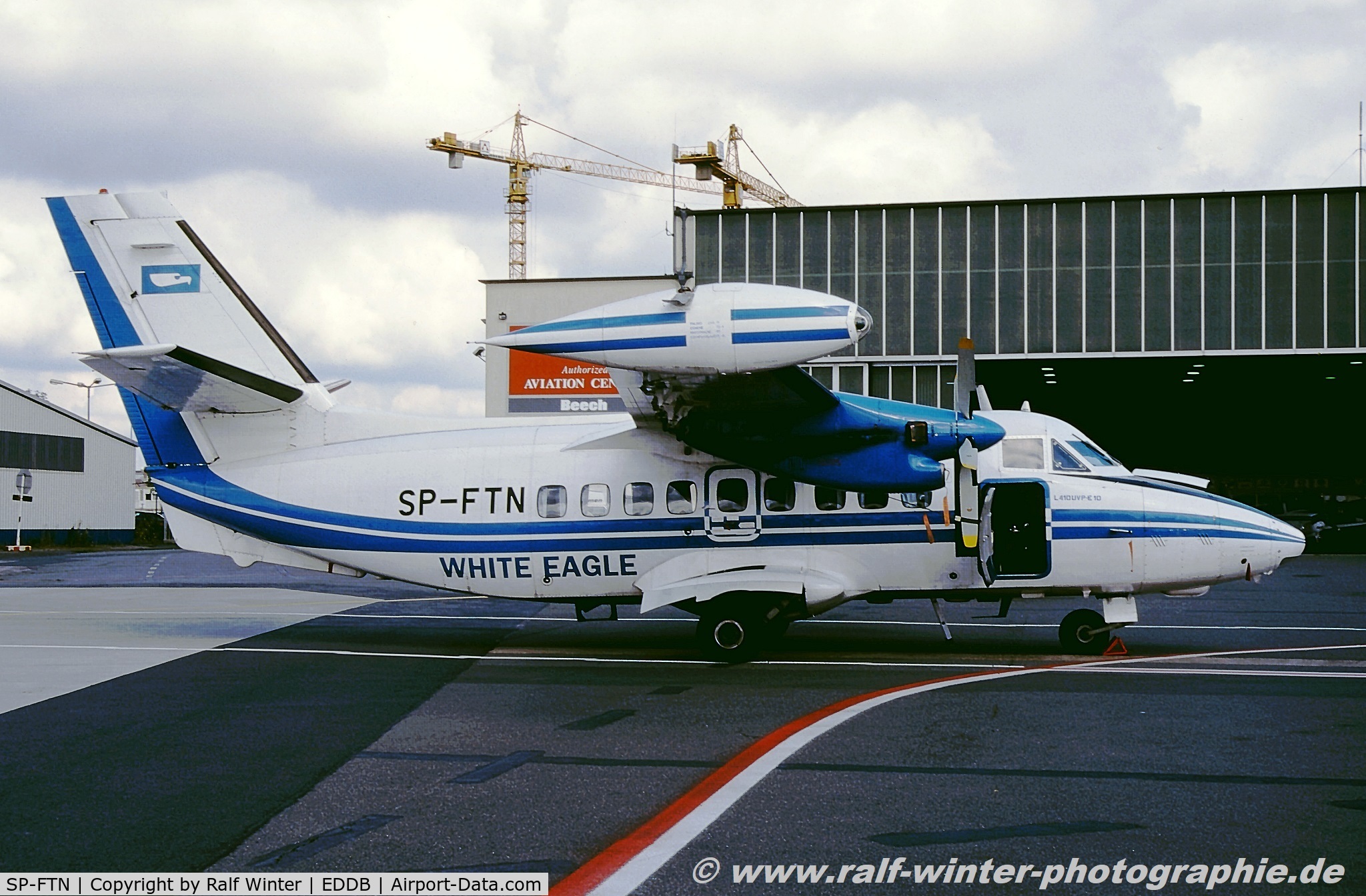 SP-FTN, 1978 LET L-410MU Turbolet C/N 781102, LET L--410 UVP-E10 - W2 WEA White Eagle Aviation - 902512 - SP-FTN - 2004 - SXF