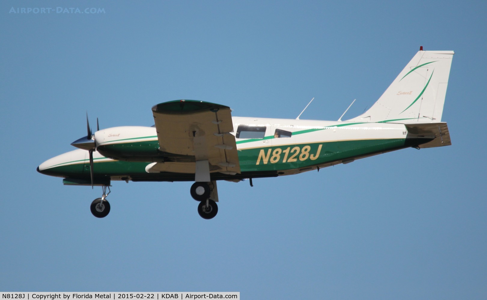 N8128J, 1979 Piper PA-34-200T C/N 34-8070036, PA-34