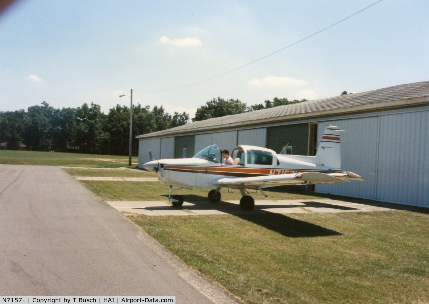 N7157L, 1973 Grumman American AA-5 Traveler C/N AA5-0457, Pilot sitting in plane