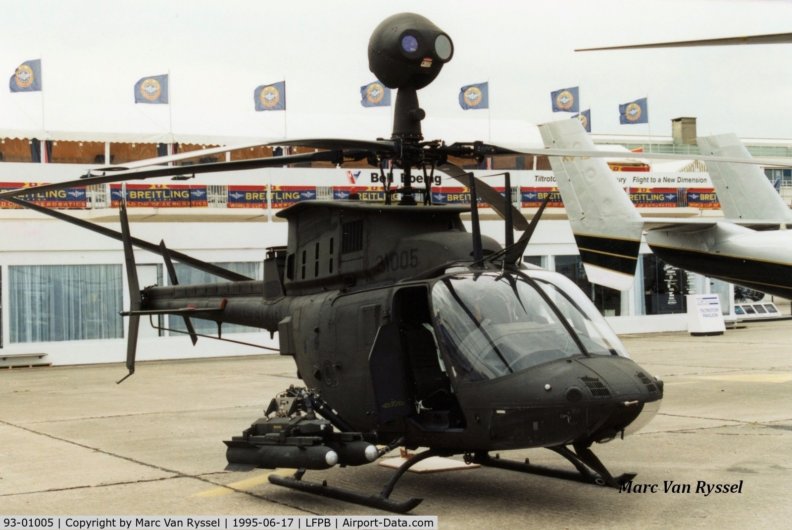 93-01005, 1984 Bell OH-58D Kiowa Warrior C/N 44397, At Paris Airshow 1995.