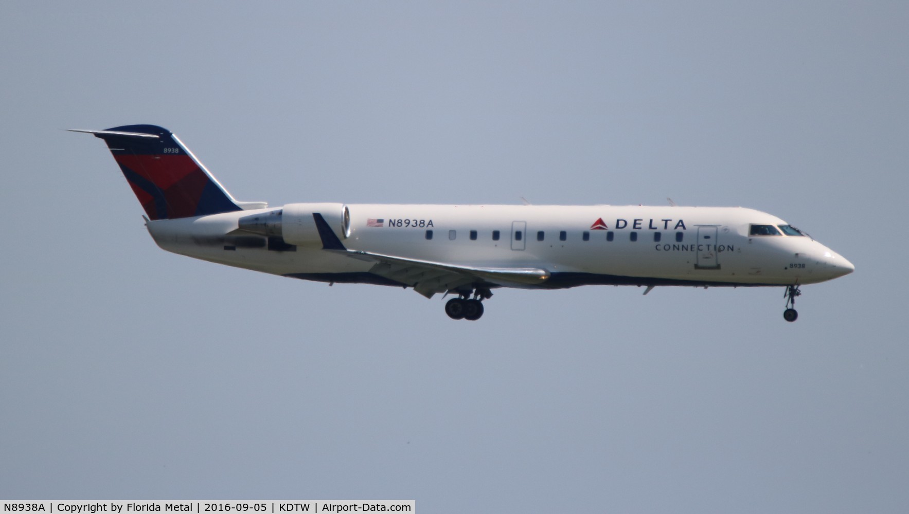 N8938A, 2004 Bombardier CRJ-200 (CL-600-2B19) C/N 7938, Endeavor CR2