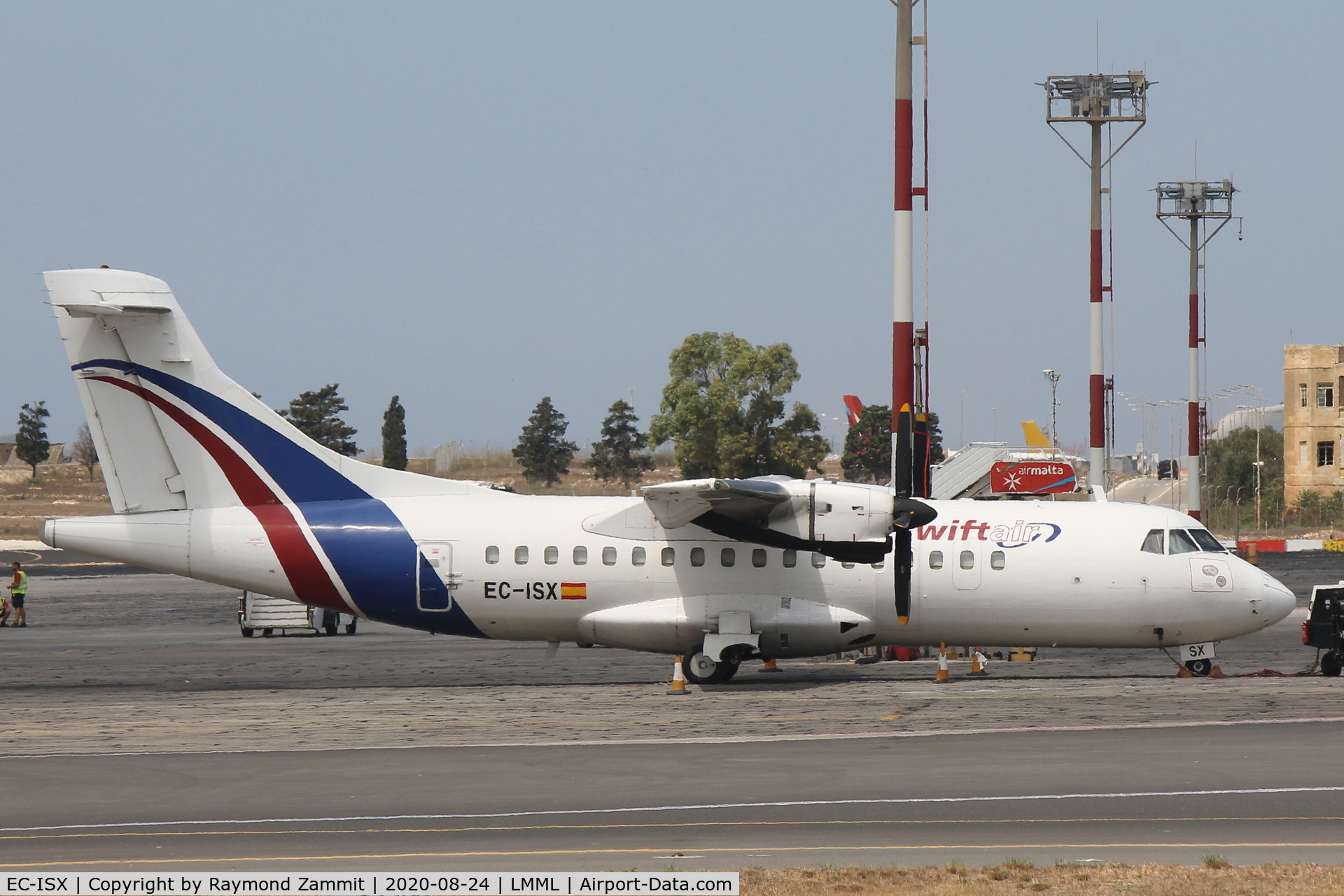 EC-ISX, 1991 ATR 42-300 C/N 242, ATR-42 EC-ISX Swiftair