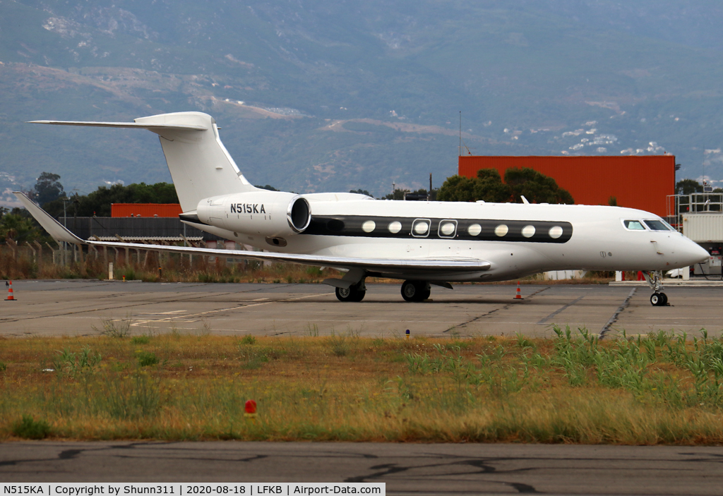 N515KA, 2013 Gulfstream Aerospace G650 (G-VI) C/N 6028, Parked ath the General Aviation...
