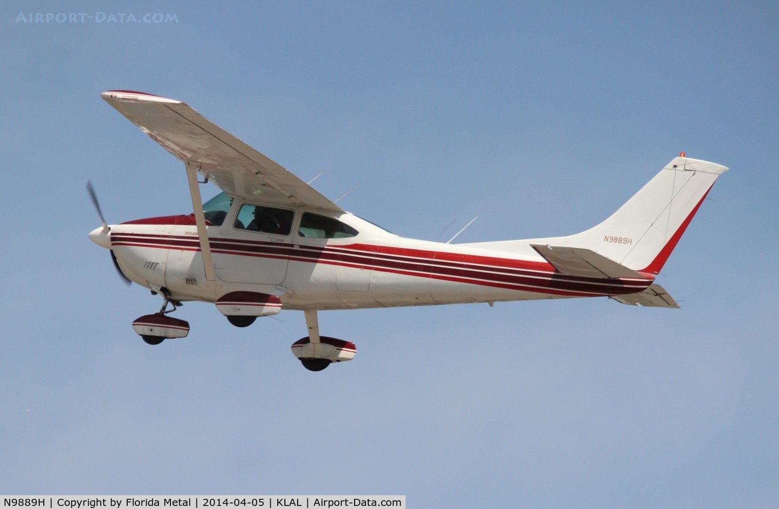 N9889H, 1981 Cessna 182R Skylane C/N 18268093, Cessna 182R