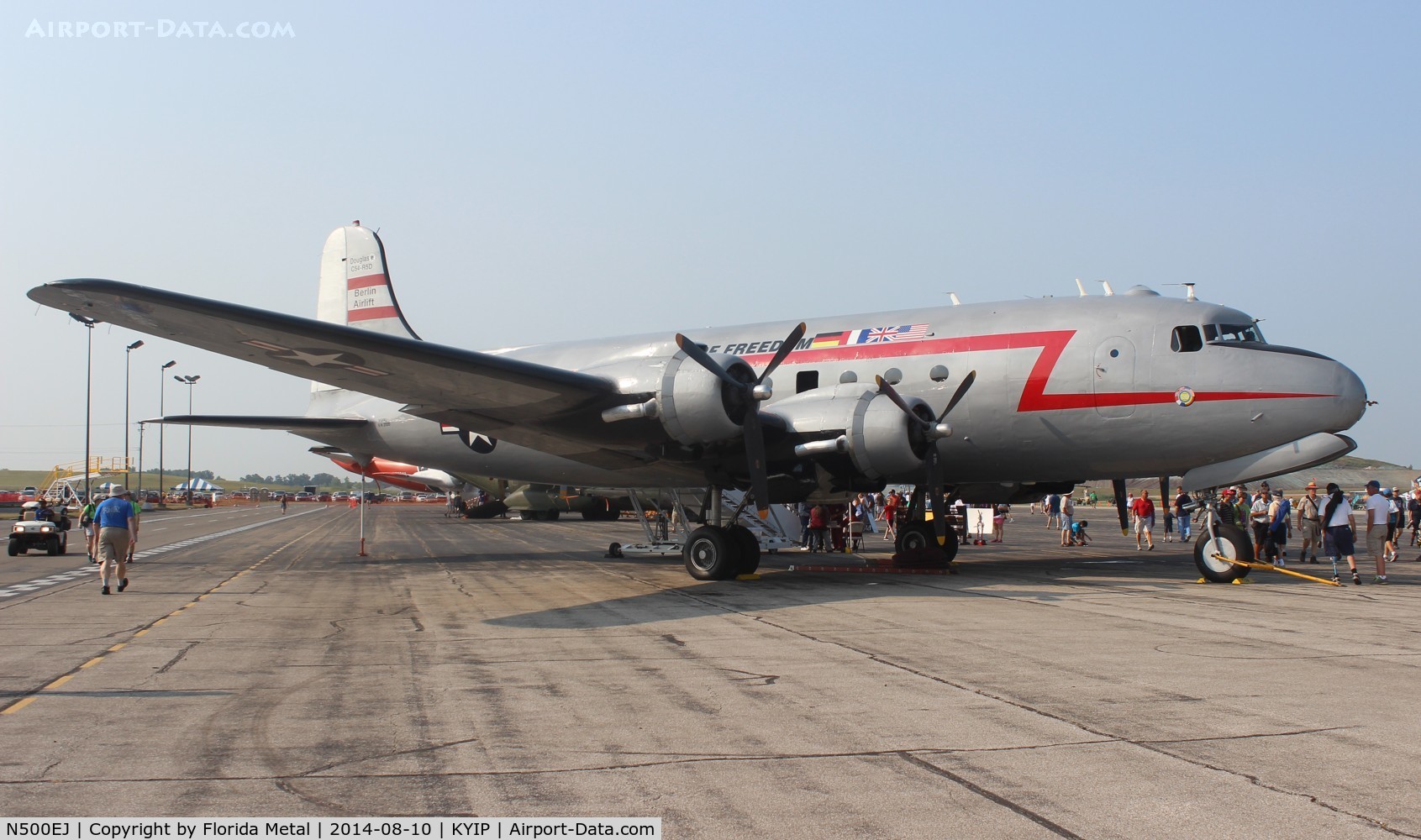 N500EJ, 1945 Douglas C-54E Skymaster (DC-4A) C/N DO316, TOM 2014
