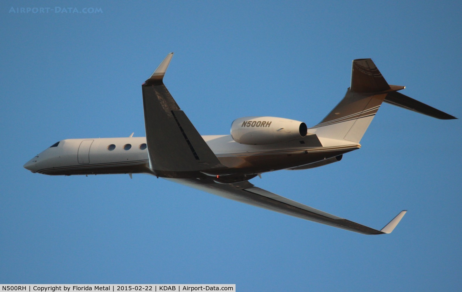 N500RH, Gulfstream Aerospace G-V C/N 558, DAB 2015