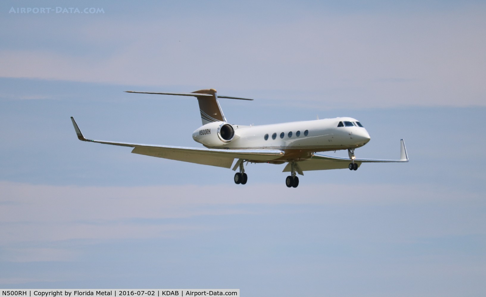 N500RH, Gulfstream Aerospace G-V C/N 558, DAB 2016