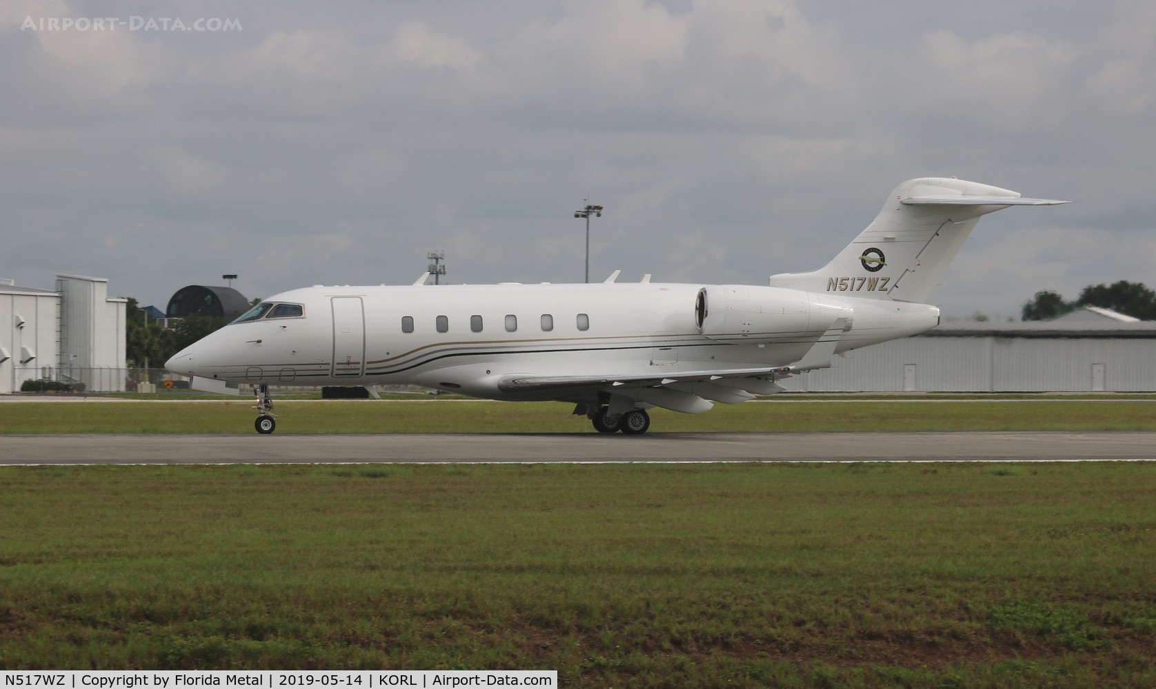N517WZ, 2006 Bombardier Challenger 300 (BD-100-1A10) C/N 20132, ORL 2019