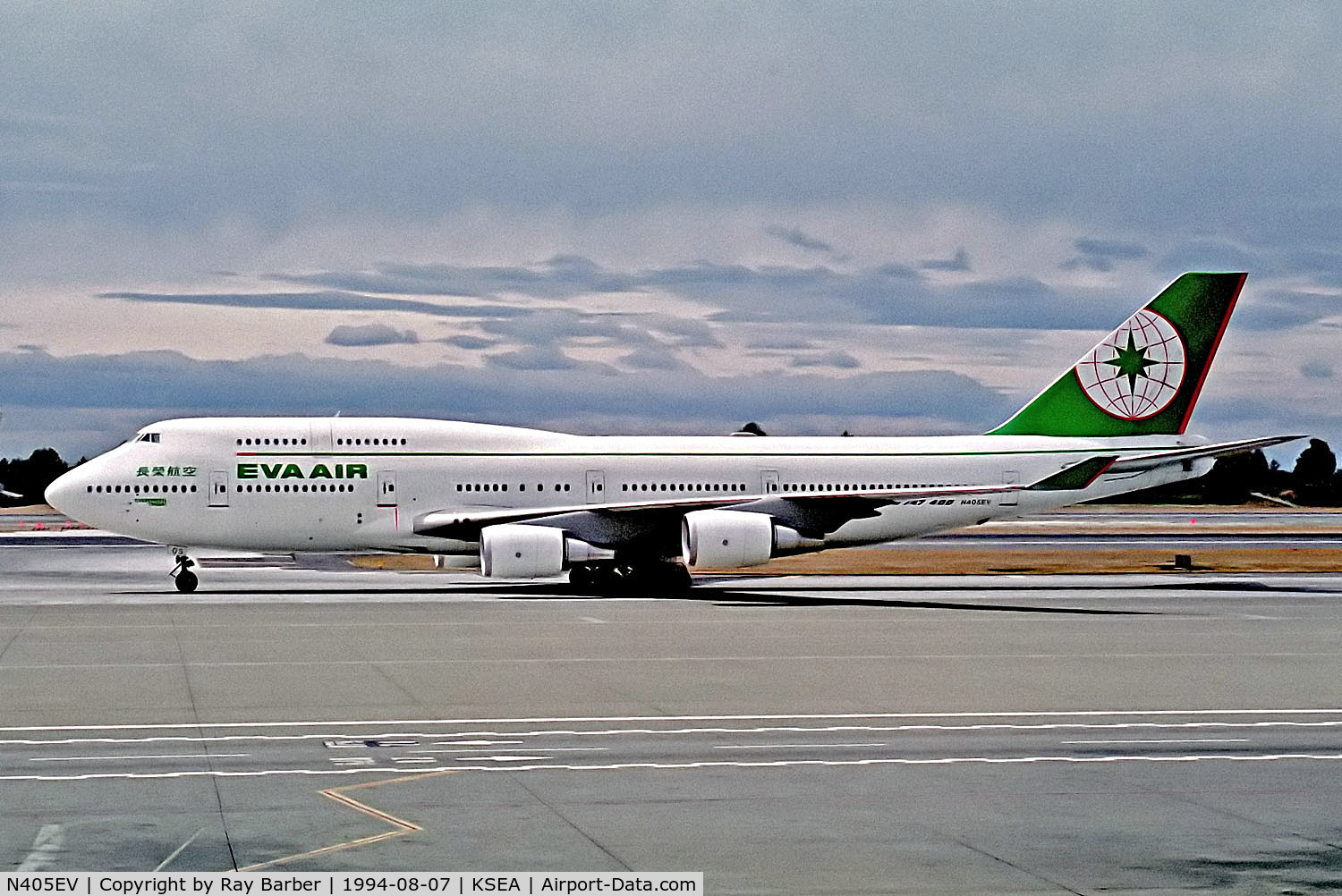 N405EV, 1993 Boeing 747-45E C/N 27142, N405EV   Boeing 747-45E [27142] (EVA Air) Seattle-Tacoma Int'l~N 07/08/1994