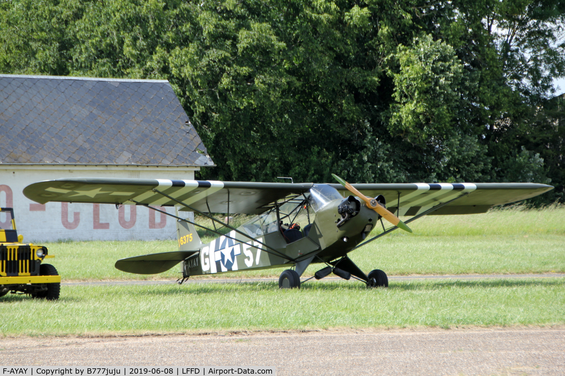 F-AYAY, 1944 Piper L-4A Grasshopper C/N AN-1, L-Birds back to Normandy